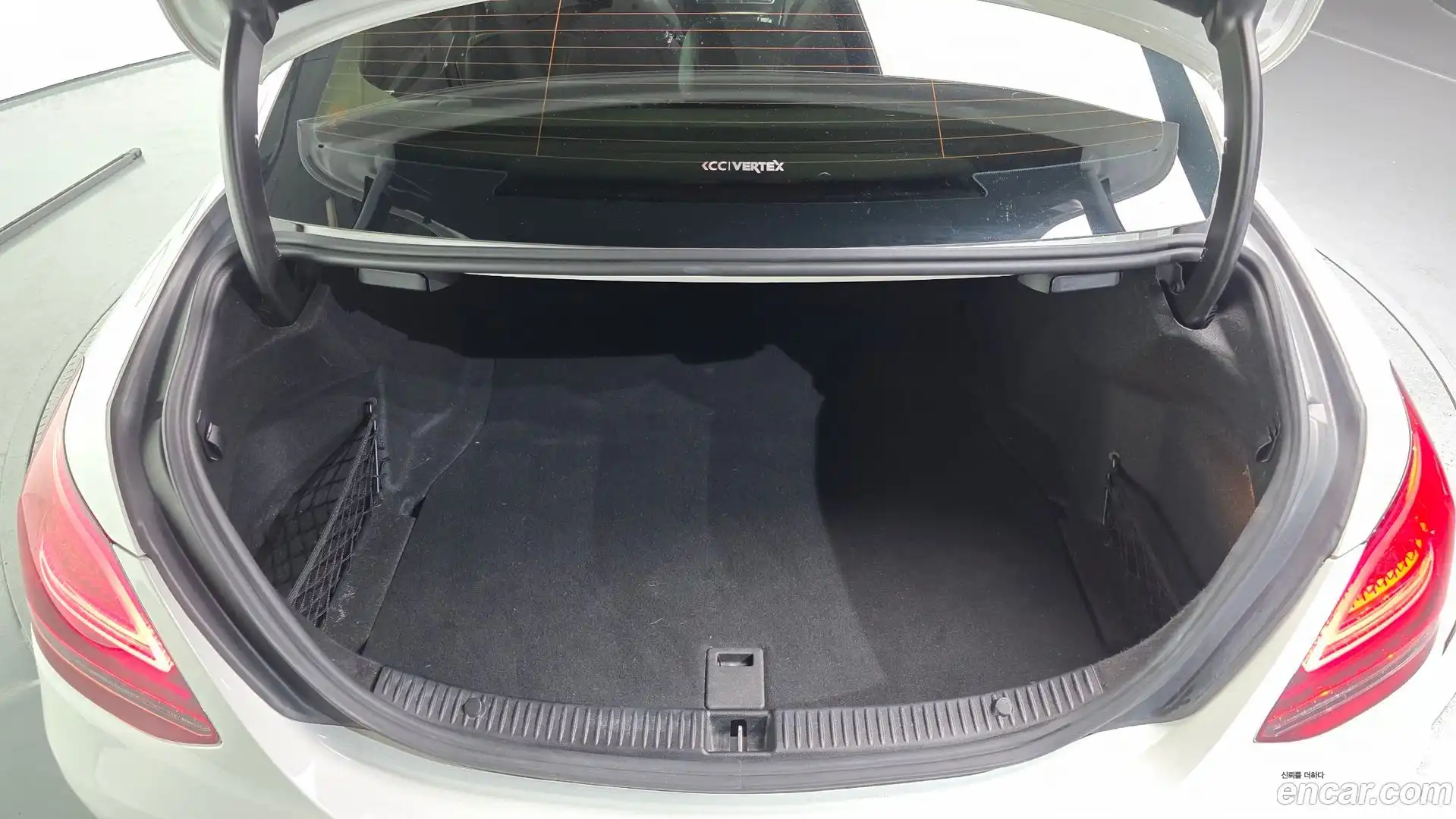 C-Class Mercedes-Benz 2020.2-OPTION-024