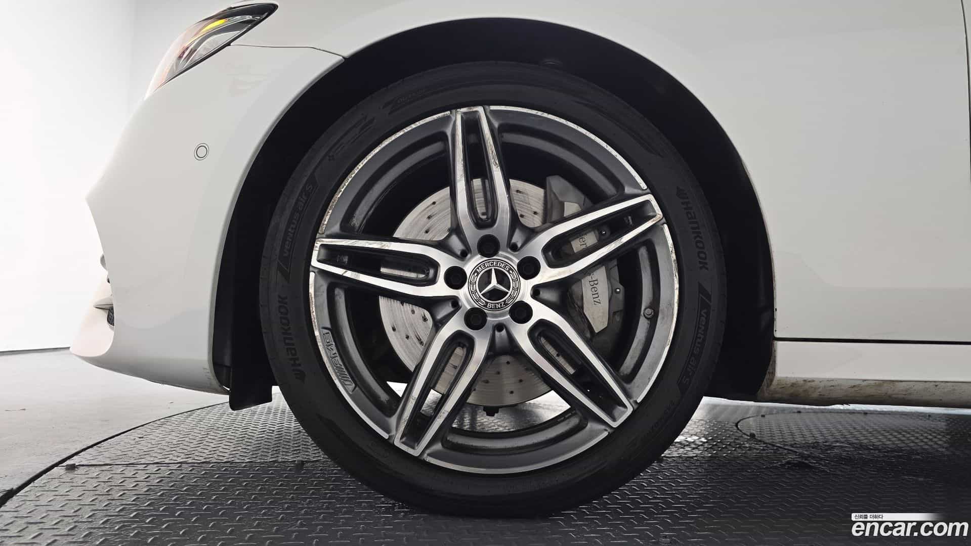 E-Class Mercedes-Benz 2020.3-OUTER-005