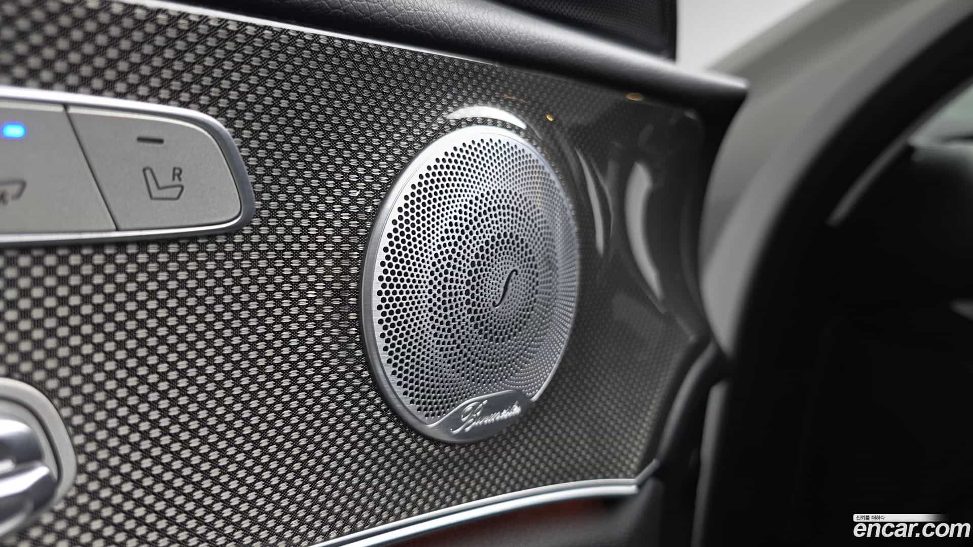 E-Class Mercedes-Benz 2020.3-OPTION-021