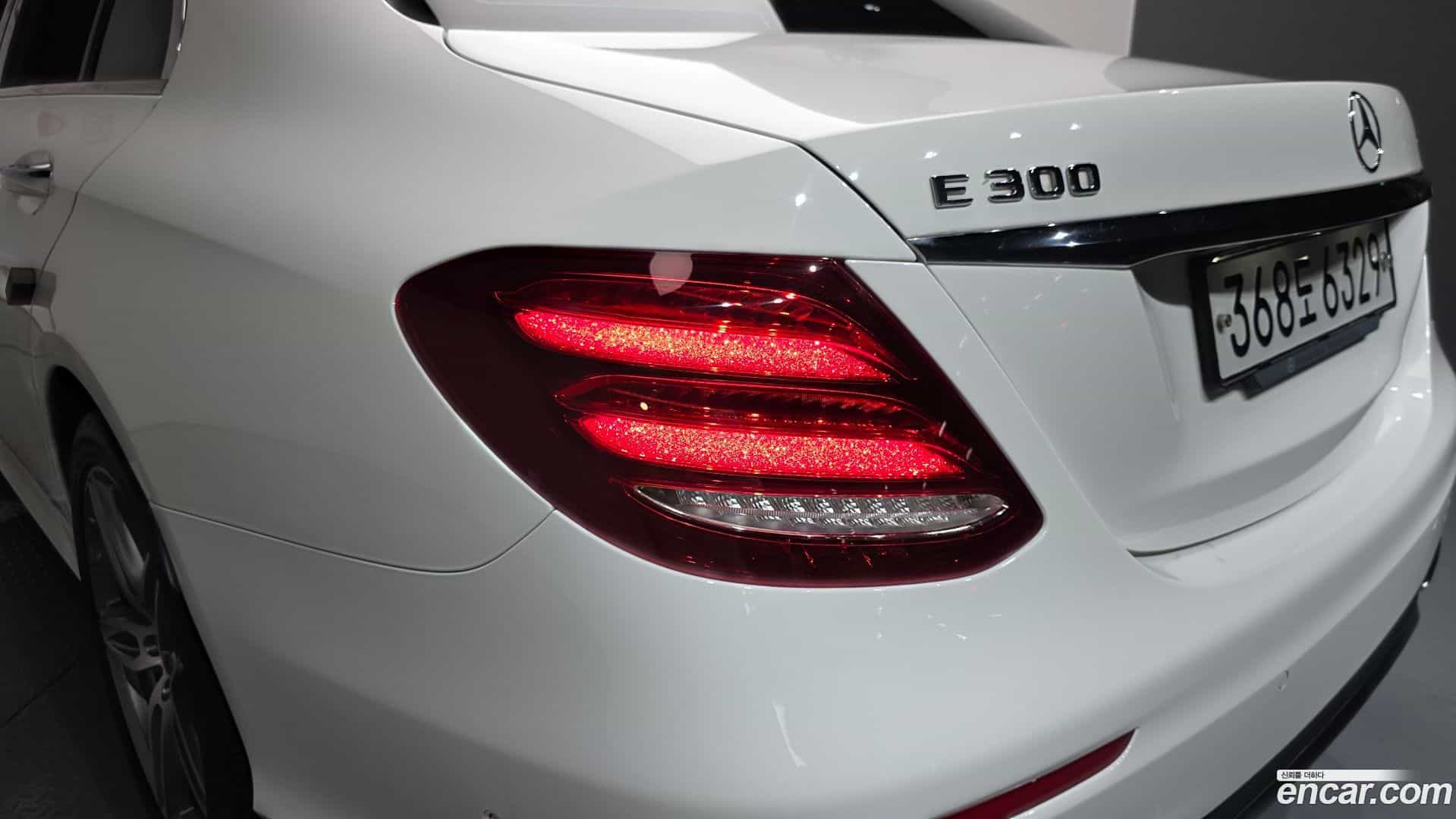 E-Class Mercedes-Benz 2020.3-OUTER-033