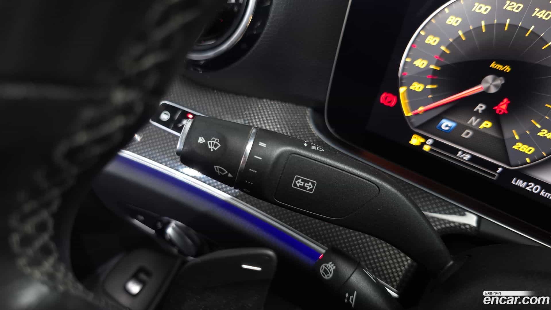 E-Class Mercedes-Benz 2020.3-OPTION-042