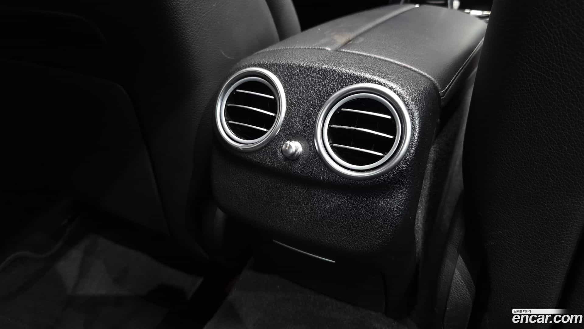E-Class Mercedes-Benz 2020.3-OPTION-045