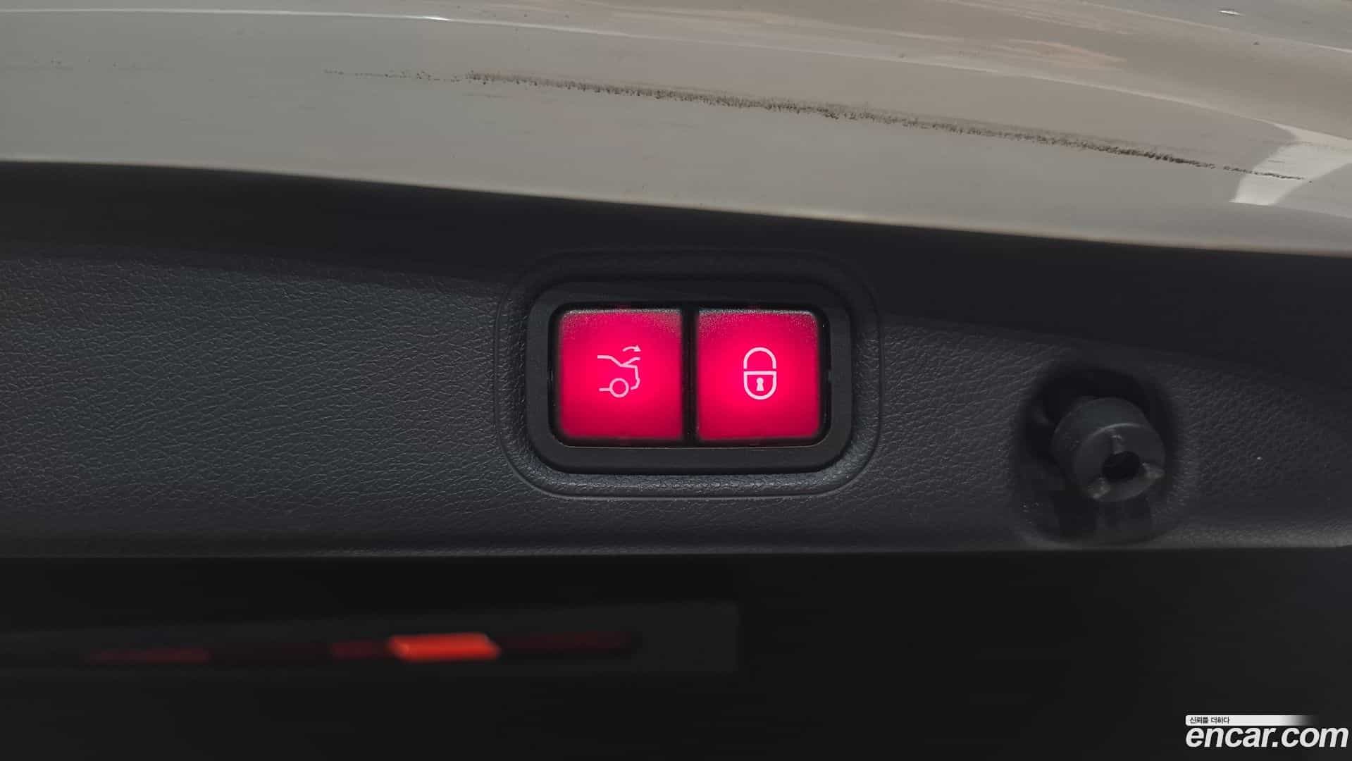 E-Class Mercedes-Benz 2020.3-OPTION-047