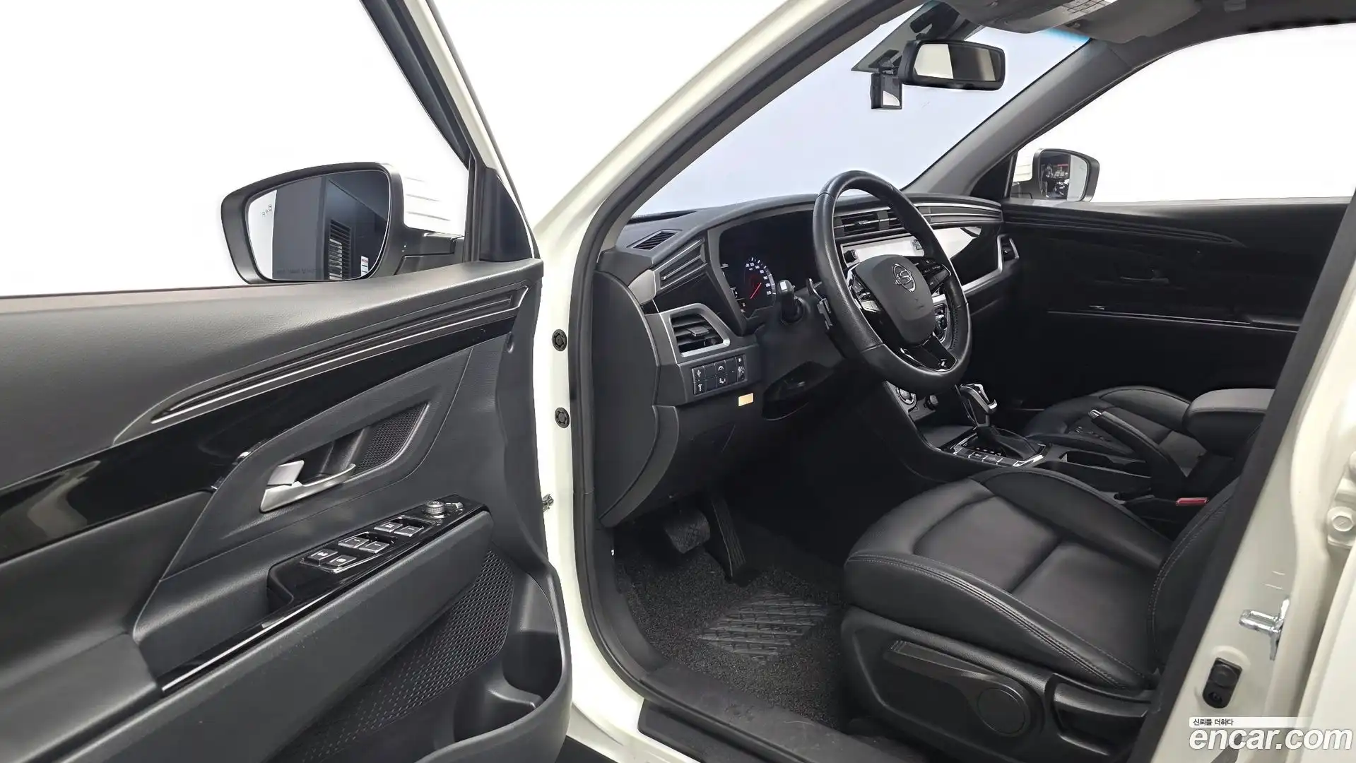 KORANDO KG Mobility 2020.4-INNER-010