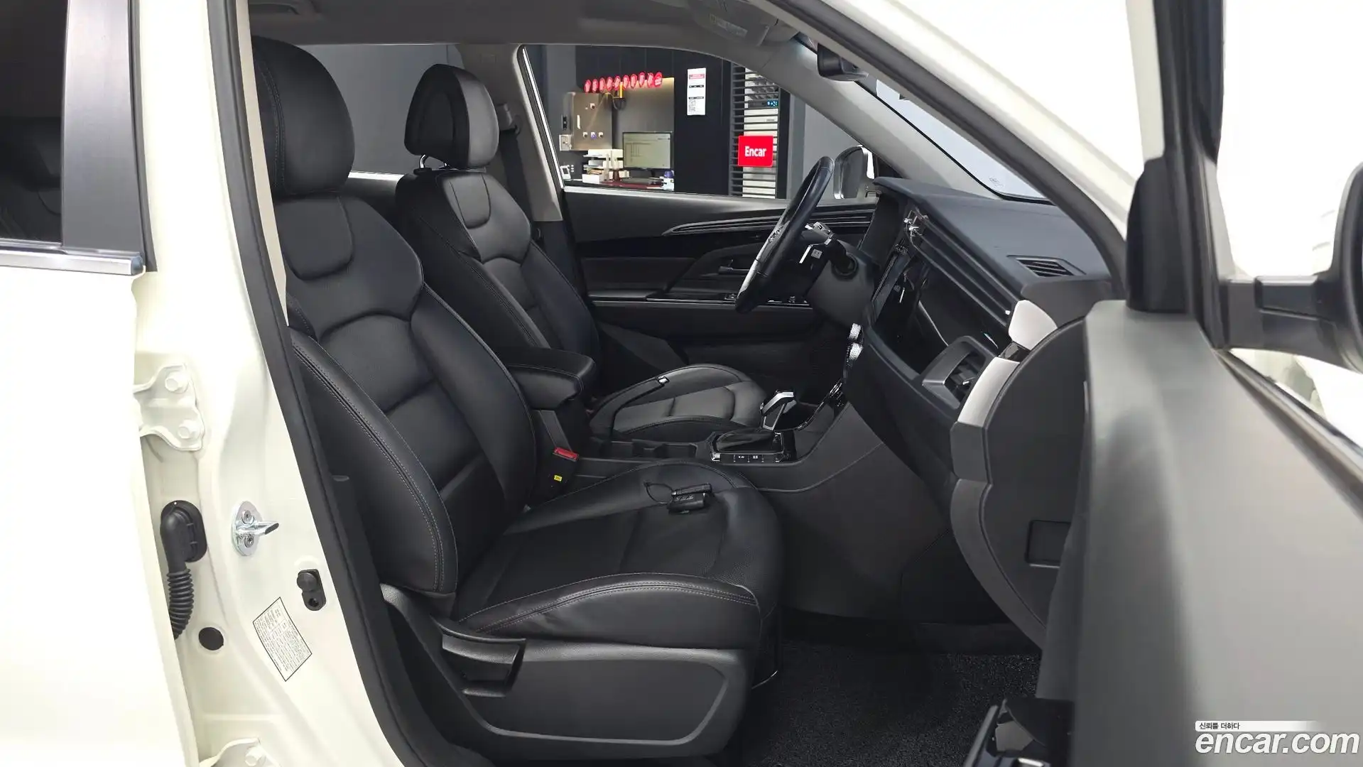 KORANDO KG Mobility 2020.4-OPTION-015