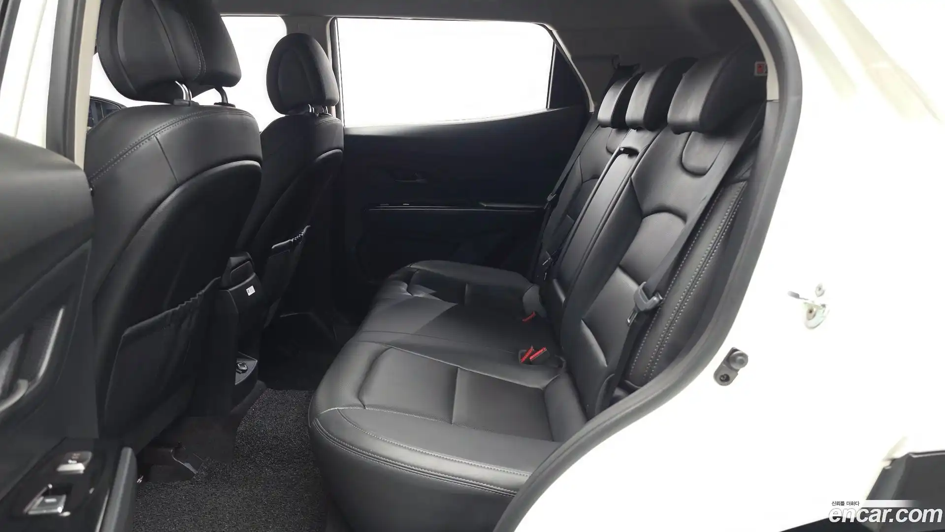 KORANDO KG Mobility 2020.4-INNER-036