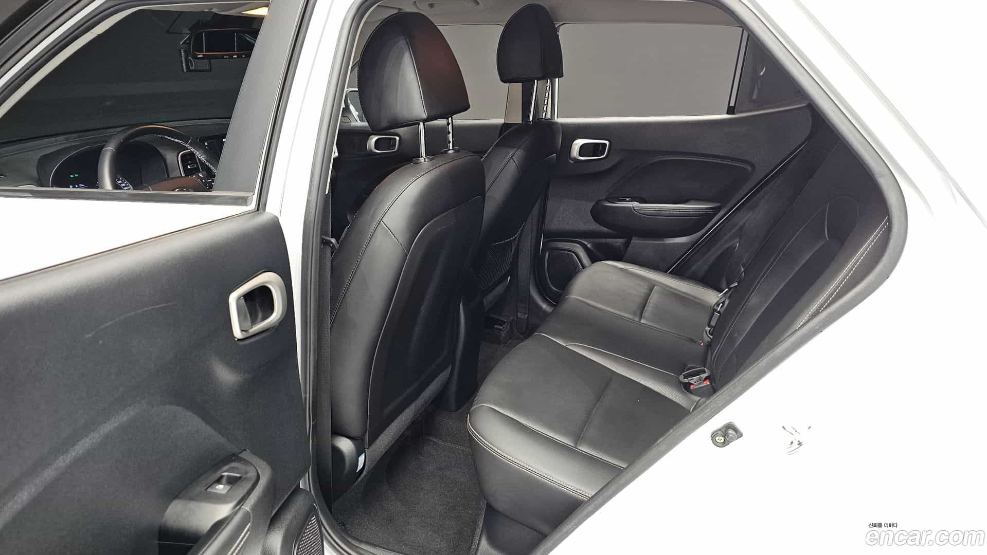 Venue Hyundai 2021.10-OPTION-015