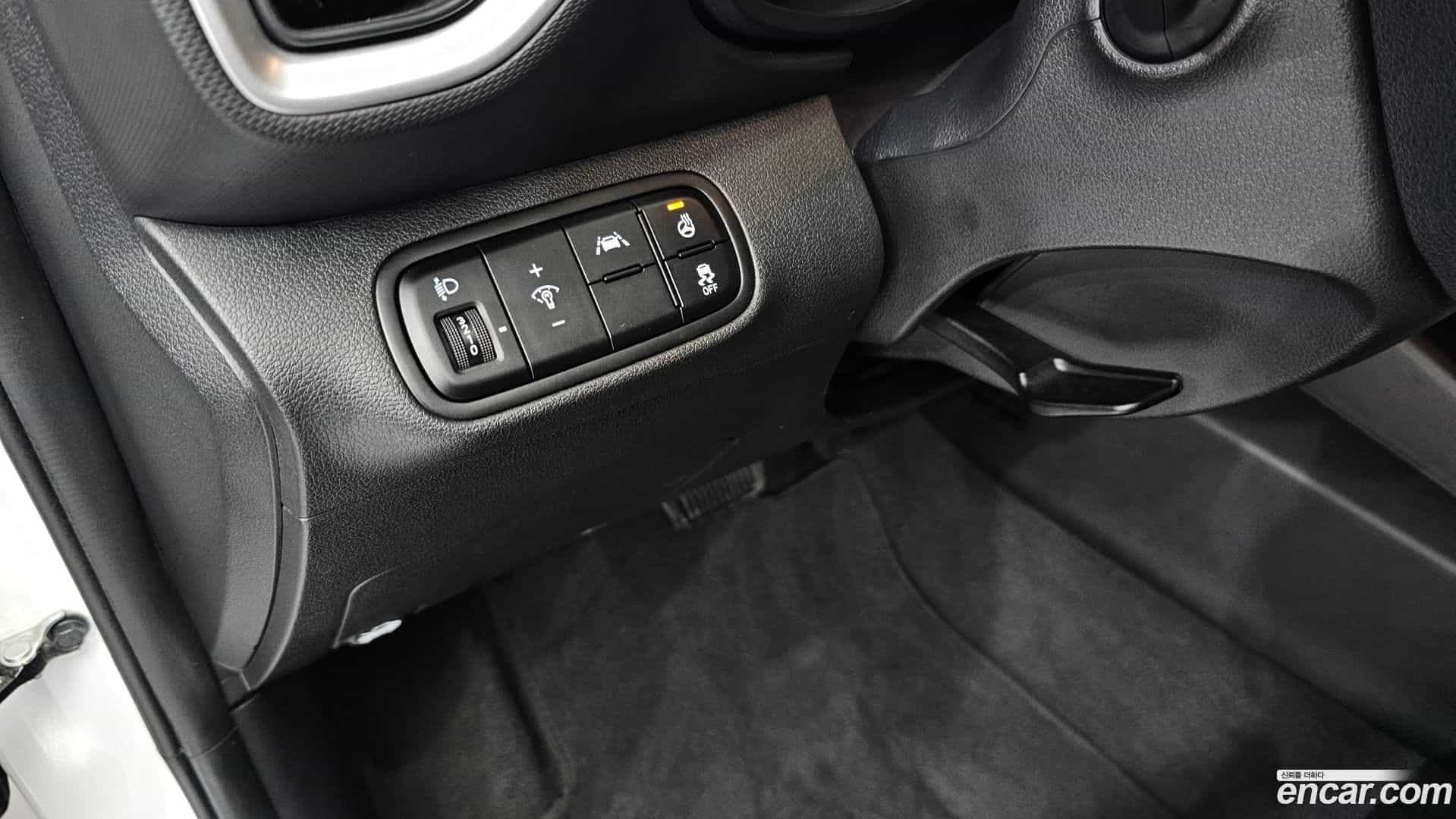 Venue Hyundai 2021.10-OPTION-021