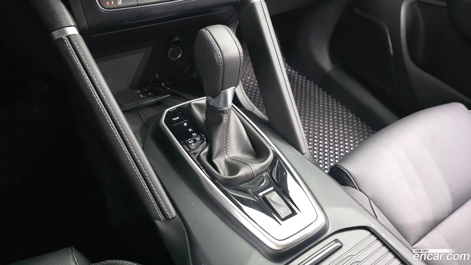 QM6 Renault Korea 2025.2-INNER-009