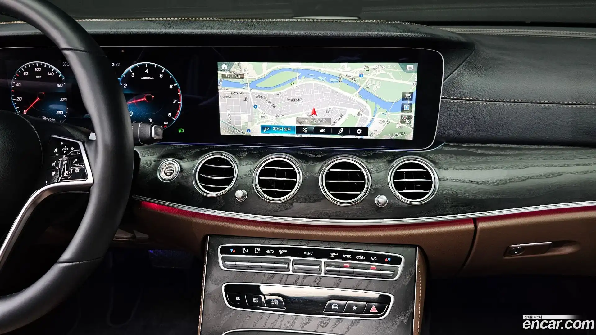 E-Class Mercedes-Benz 2023.9-OPTION-017