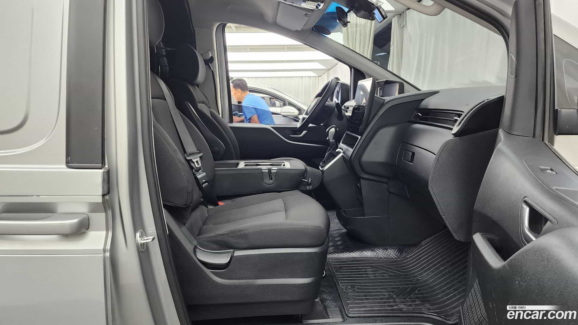 Staria Hyundai 2021.5-OPTION-015
