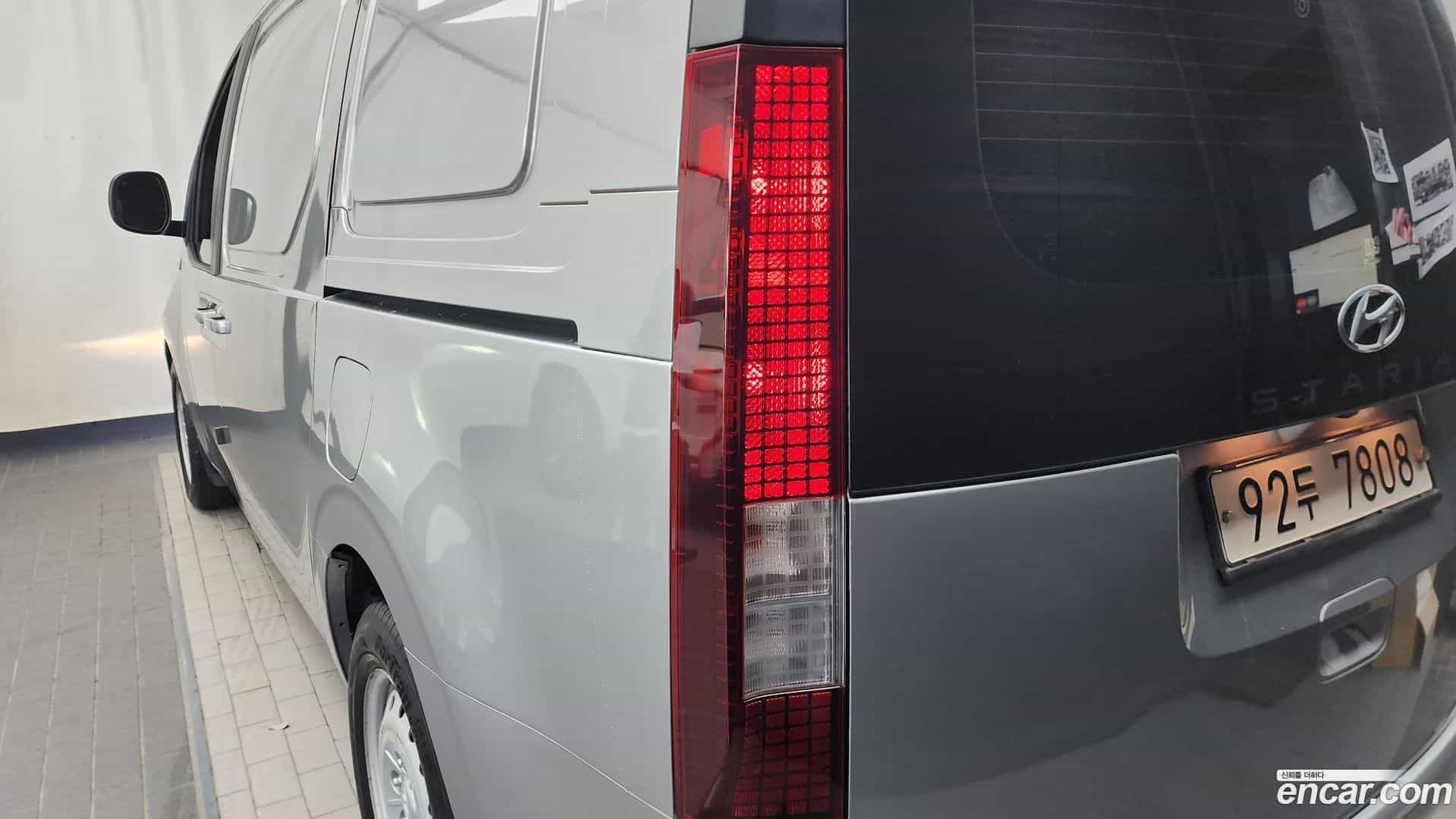Staria Hyundai 2021.5-OUTER-033