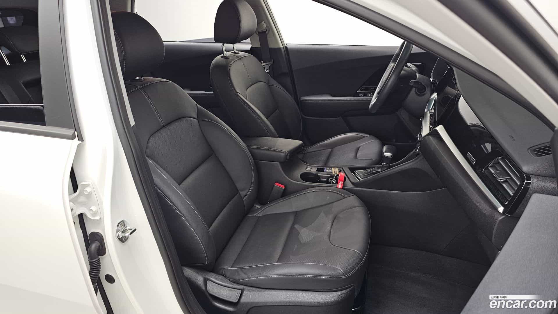 Niro Kia 2021.6-INNER-036