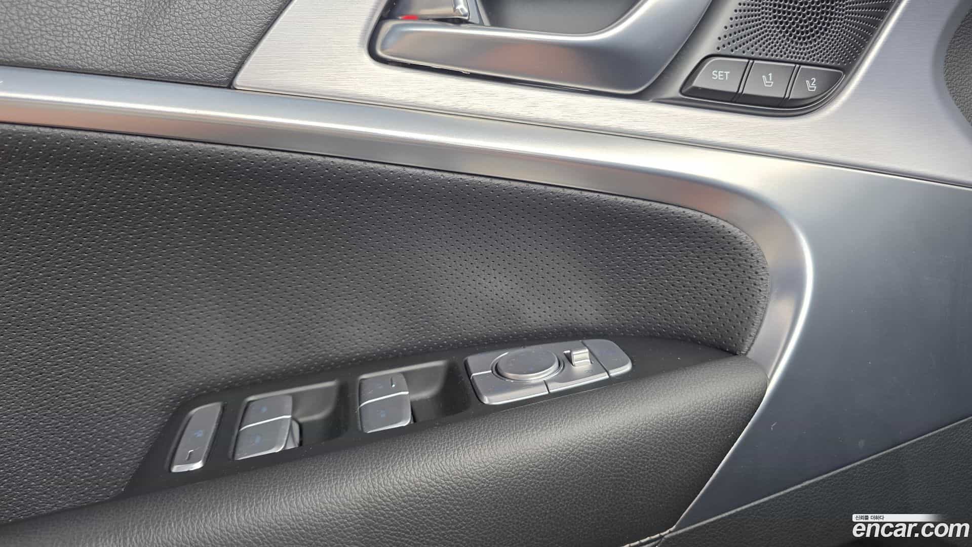 G70 Genesis 2018.1-OPTION-016