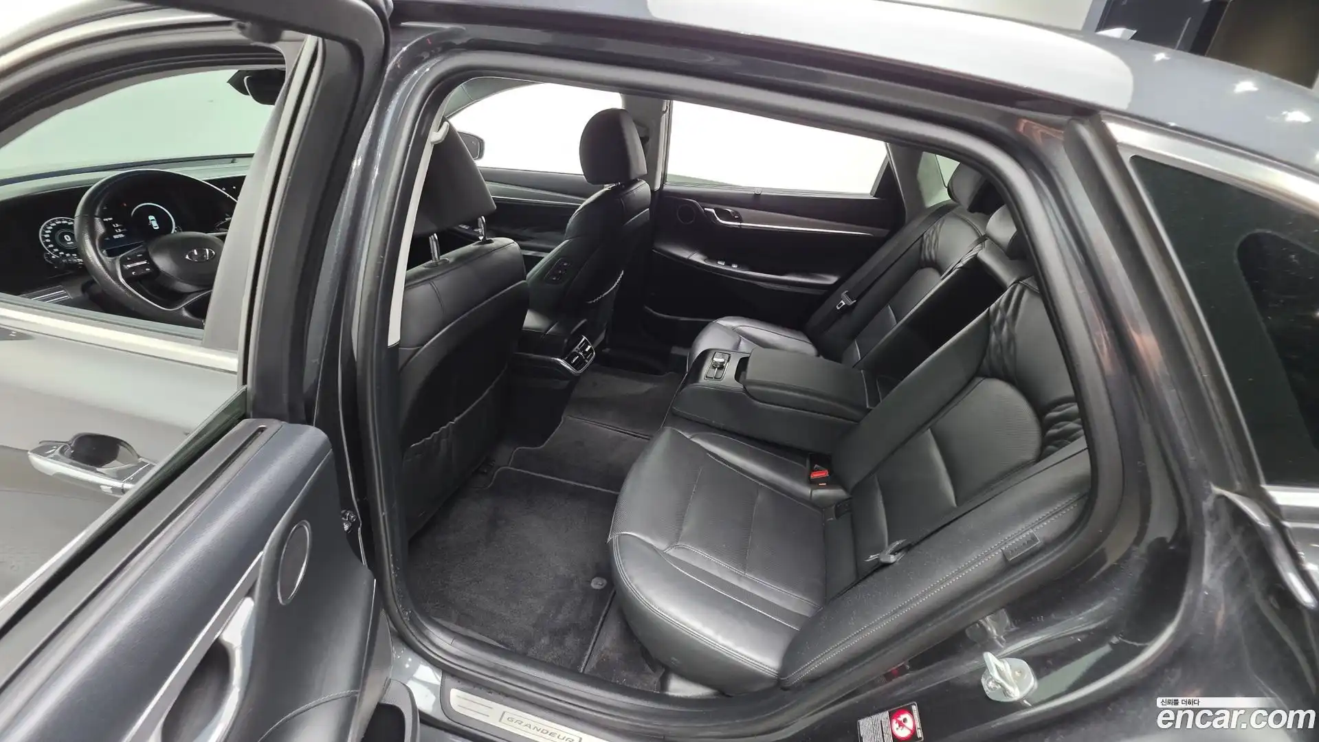 Grandeur Hyundai 2020.7-INNER-036