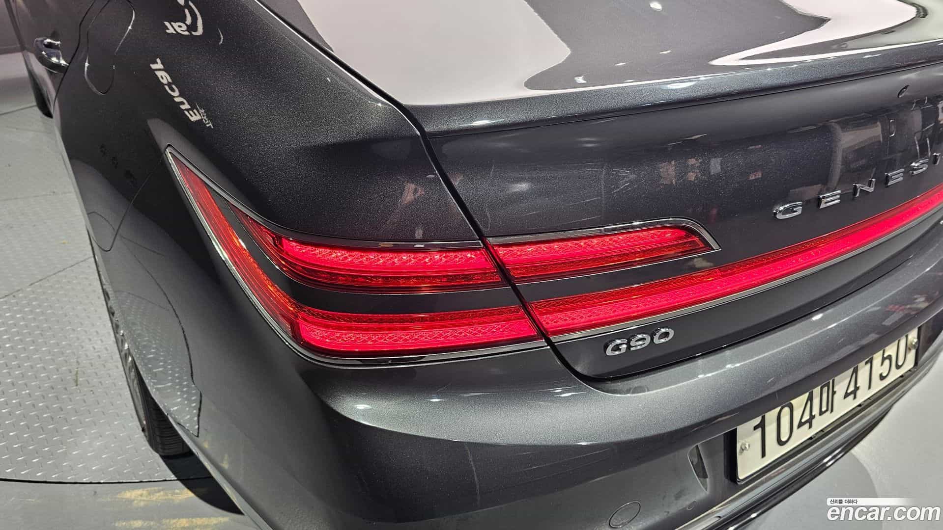 G90 Genesis 2019.10-OUTER-033