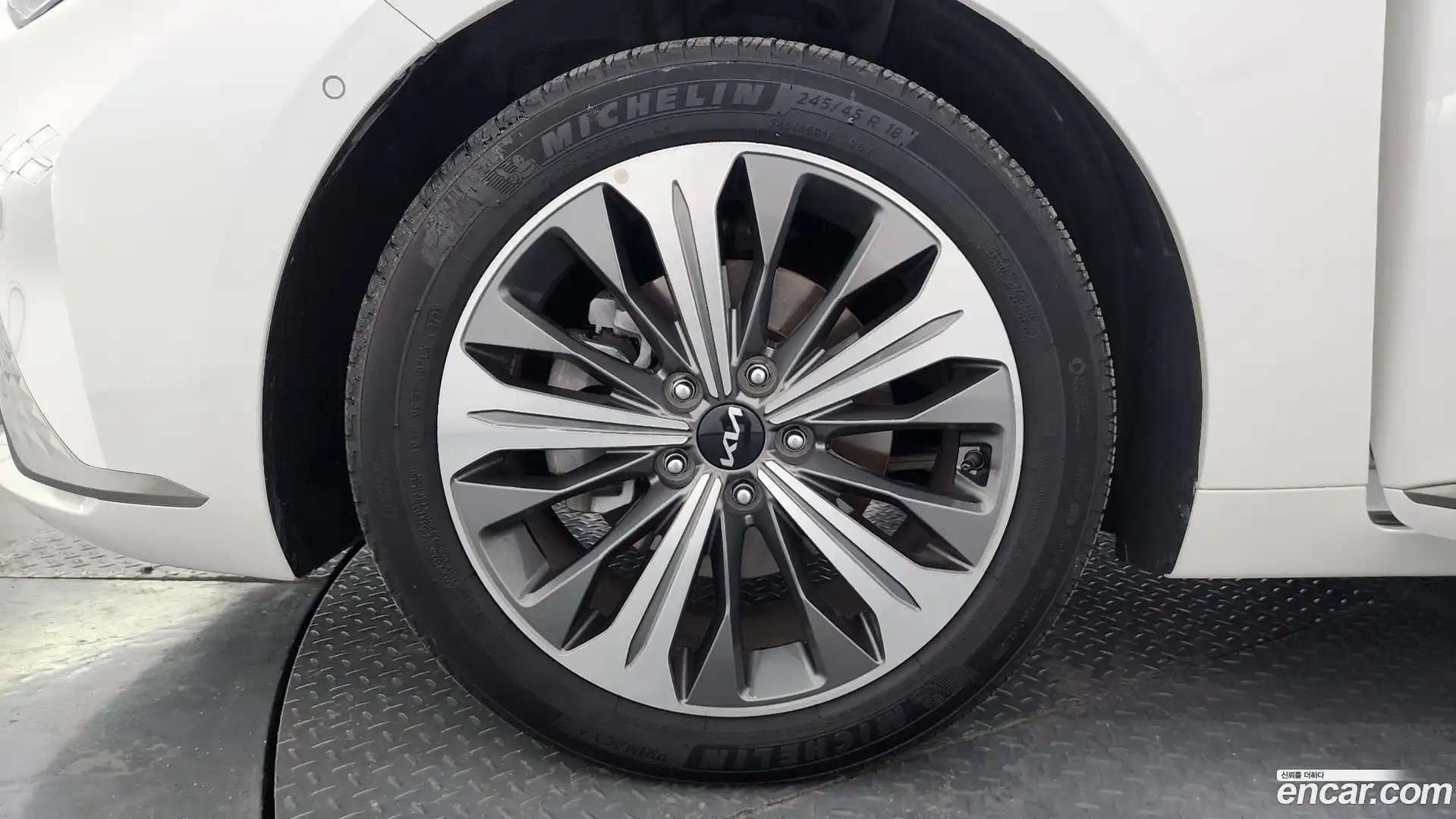 K8 Kia 2023.10-OUTER-005