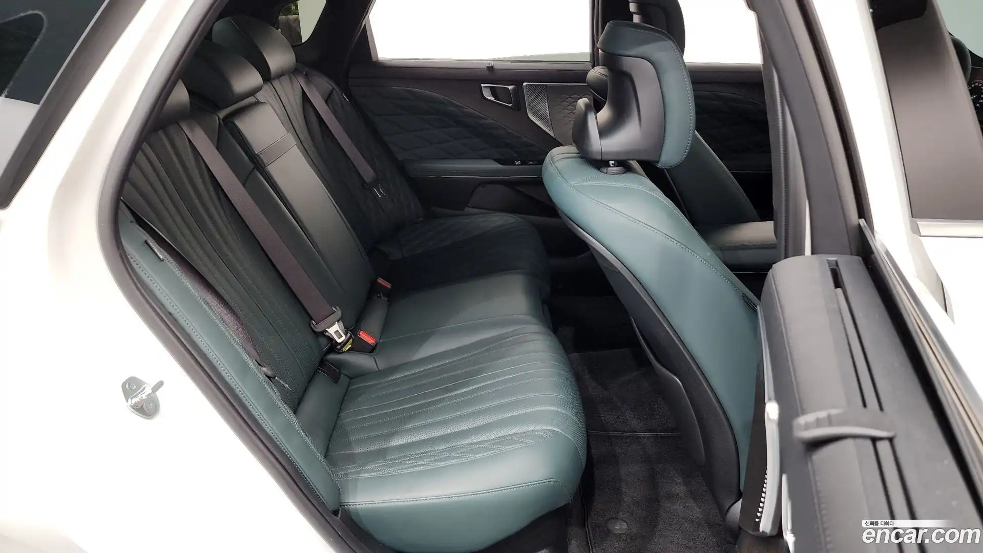 K8 Kia 2023.10-OPTION-015