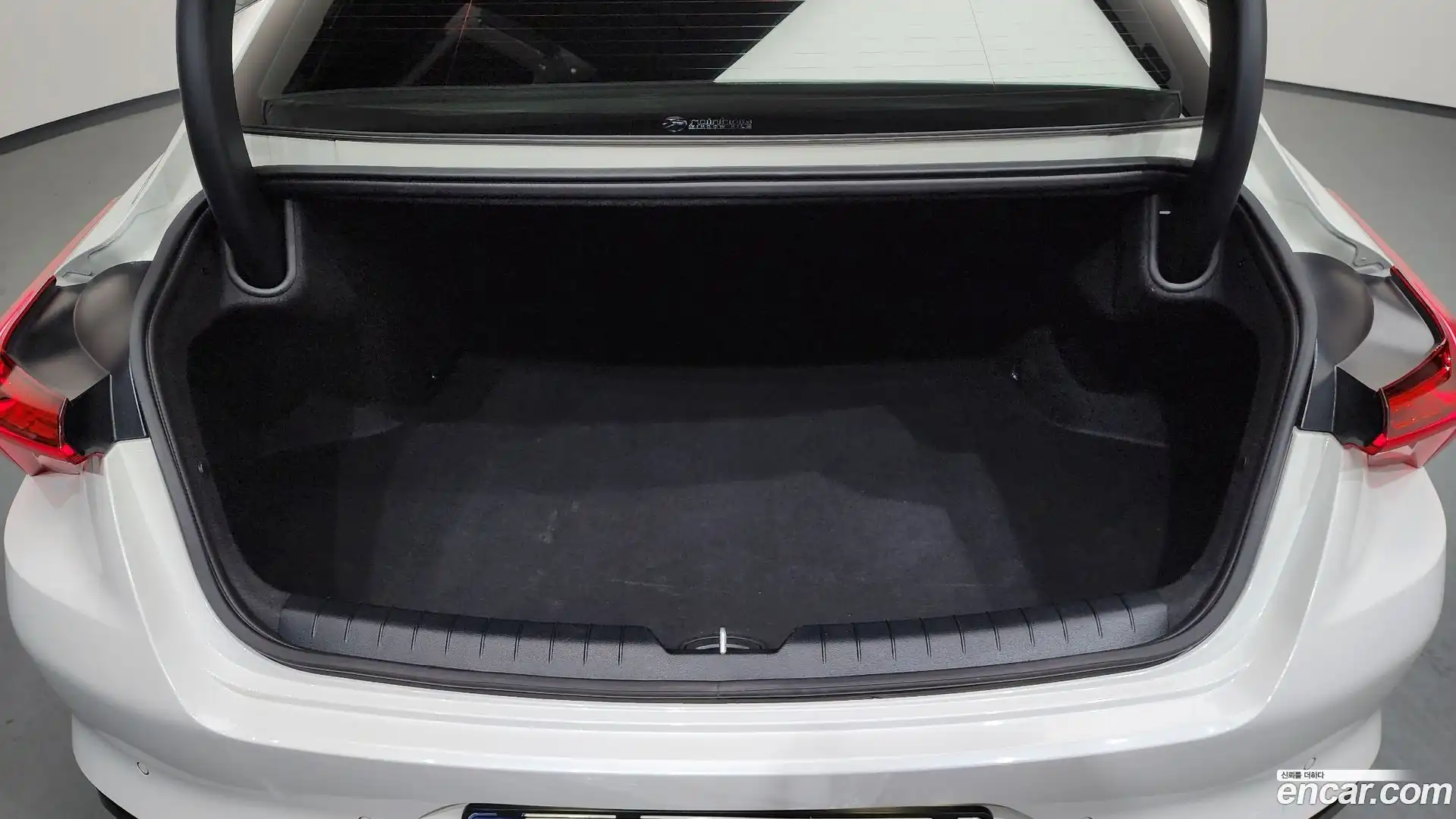K8 Kia 2023.10-OPTION-024
