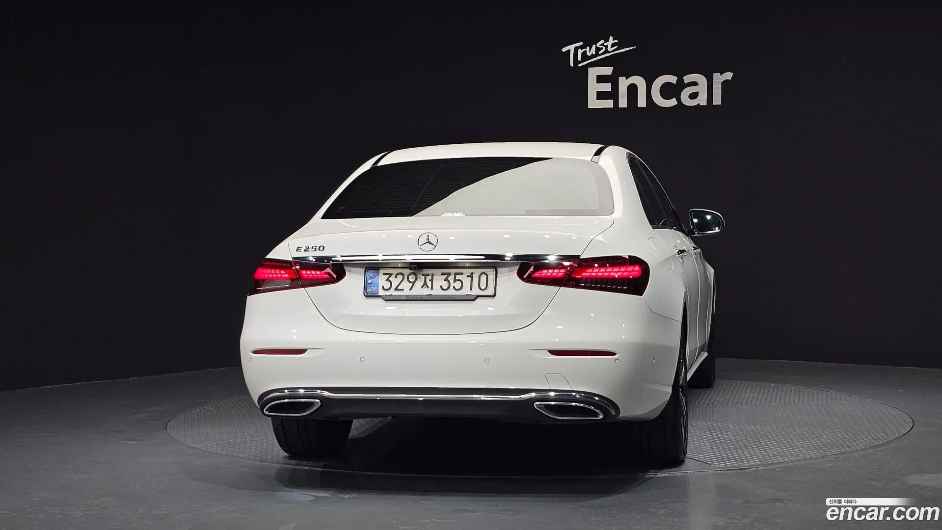 E-Class Mercedes-Benz 2020.11-OUTER-004