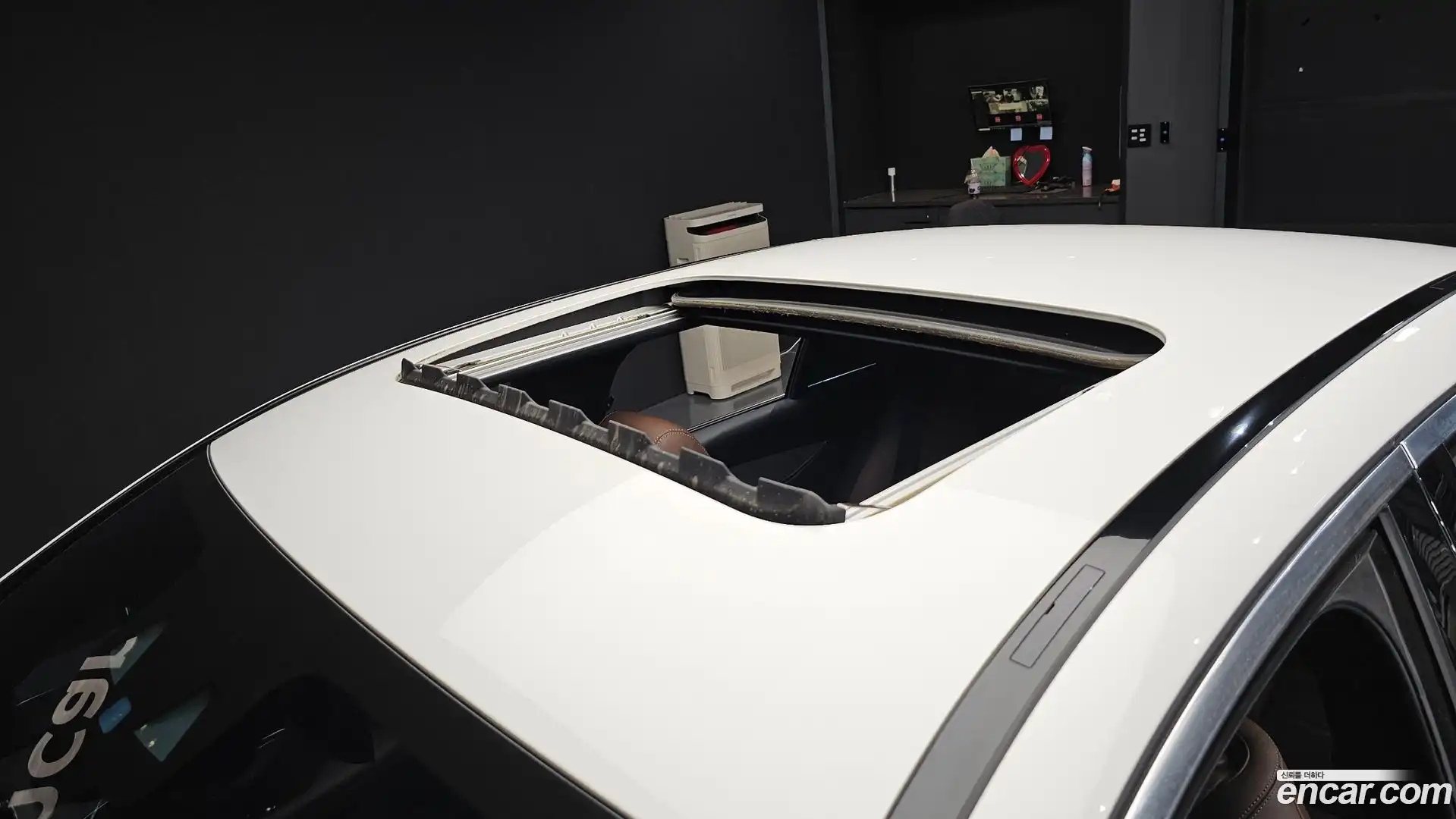 E-Class Mercedes-Benz 2020.11-OPTION-024