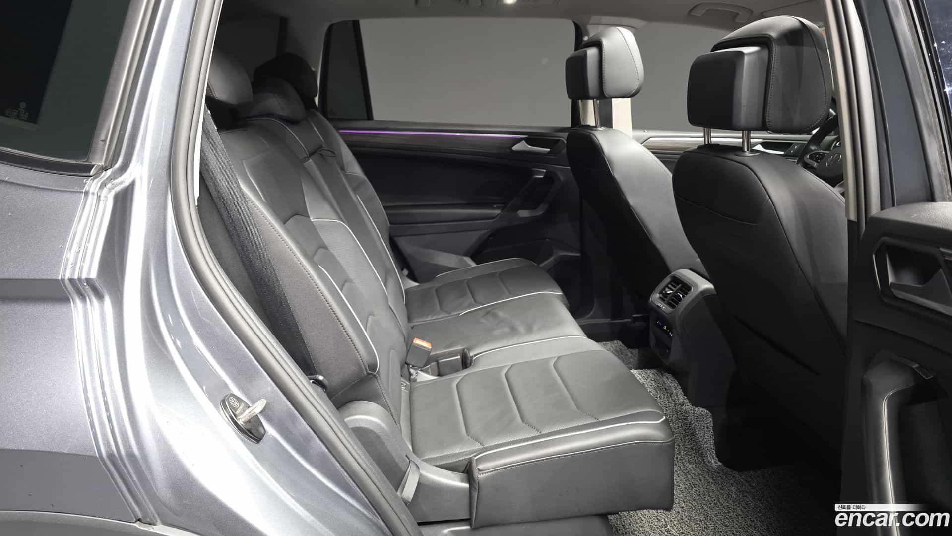 Tiguan Volkswagen 2022.11-OPTION-016