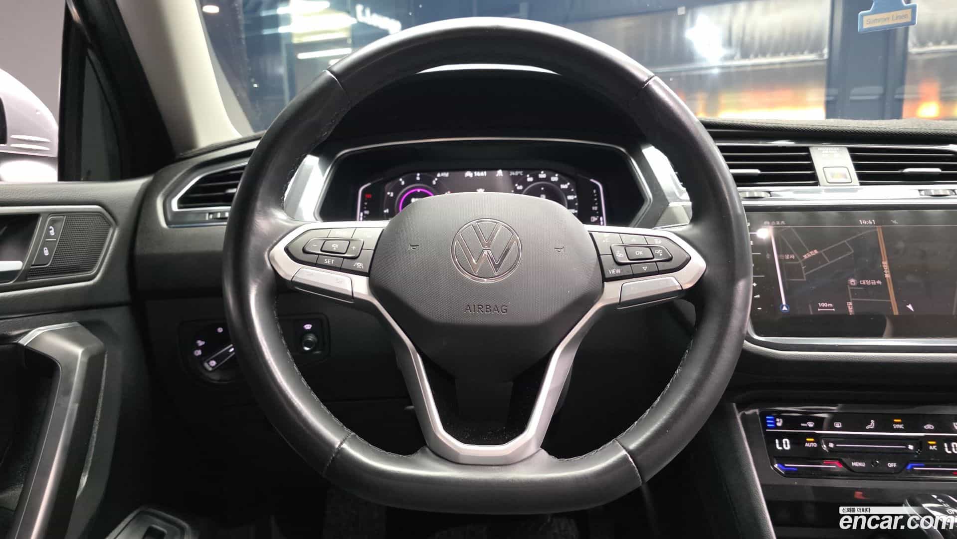 Tiguan Volkswagen 2022.11-OPTION-017