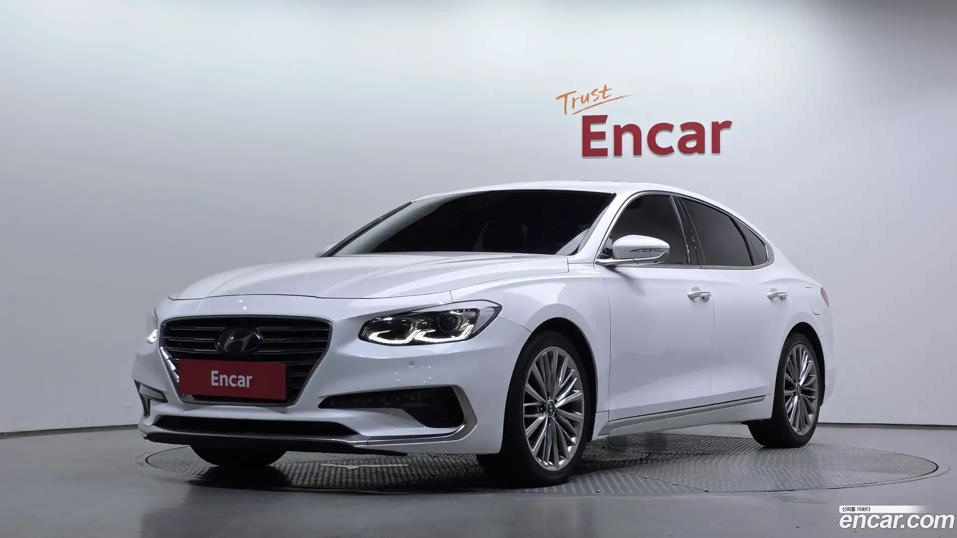Grandeur Hyundai 2018.0-OUTER-001