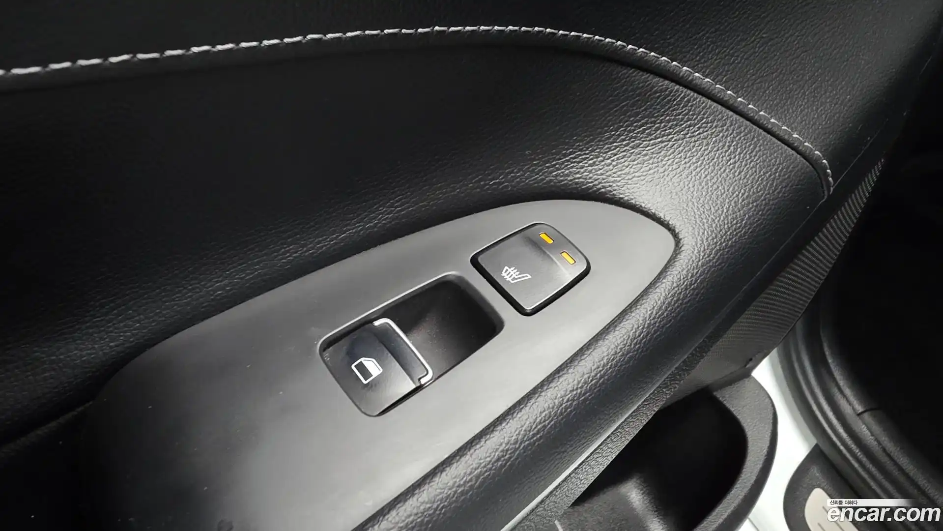 Grandeur Hyundai 2018.0-OPTION-022