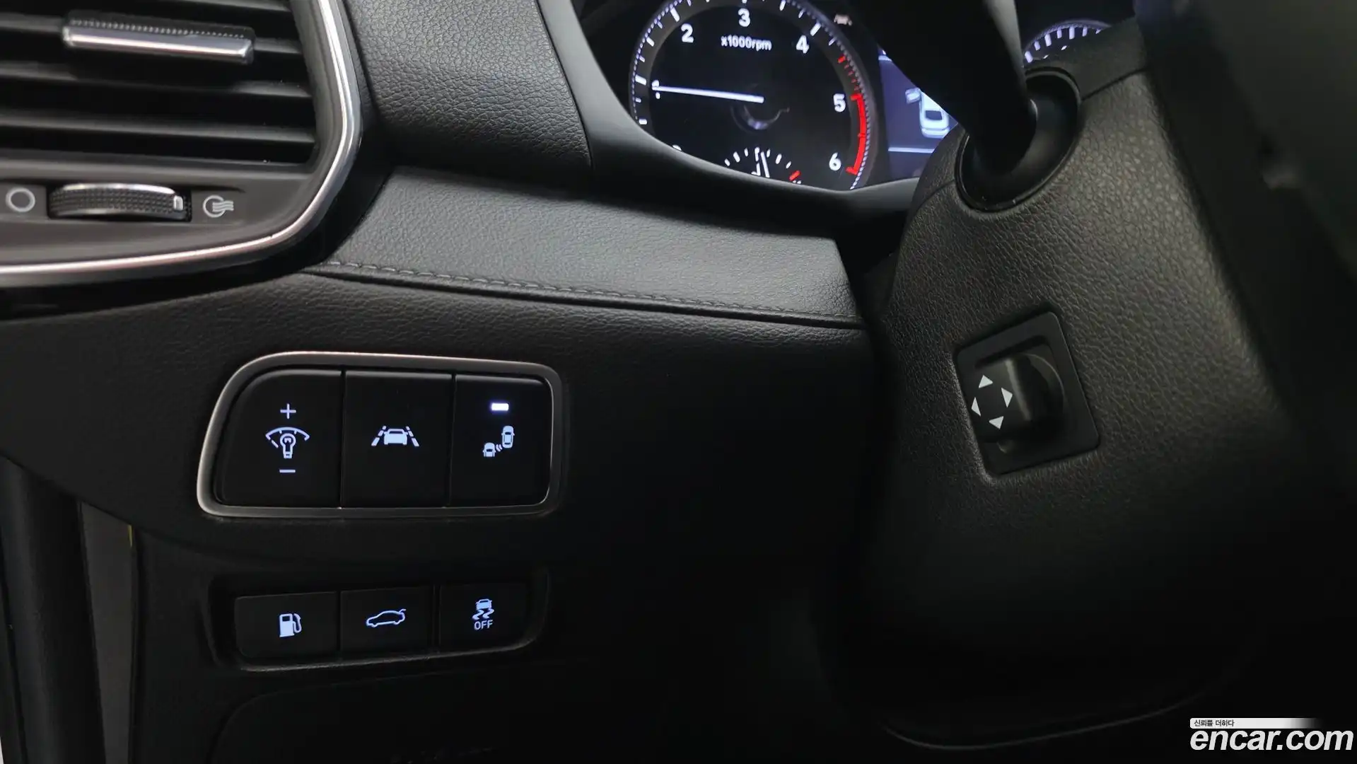 Grandeur Hyundai 2018.0-OPTION-023