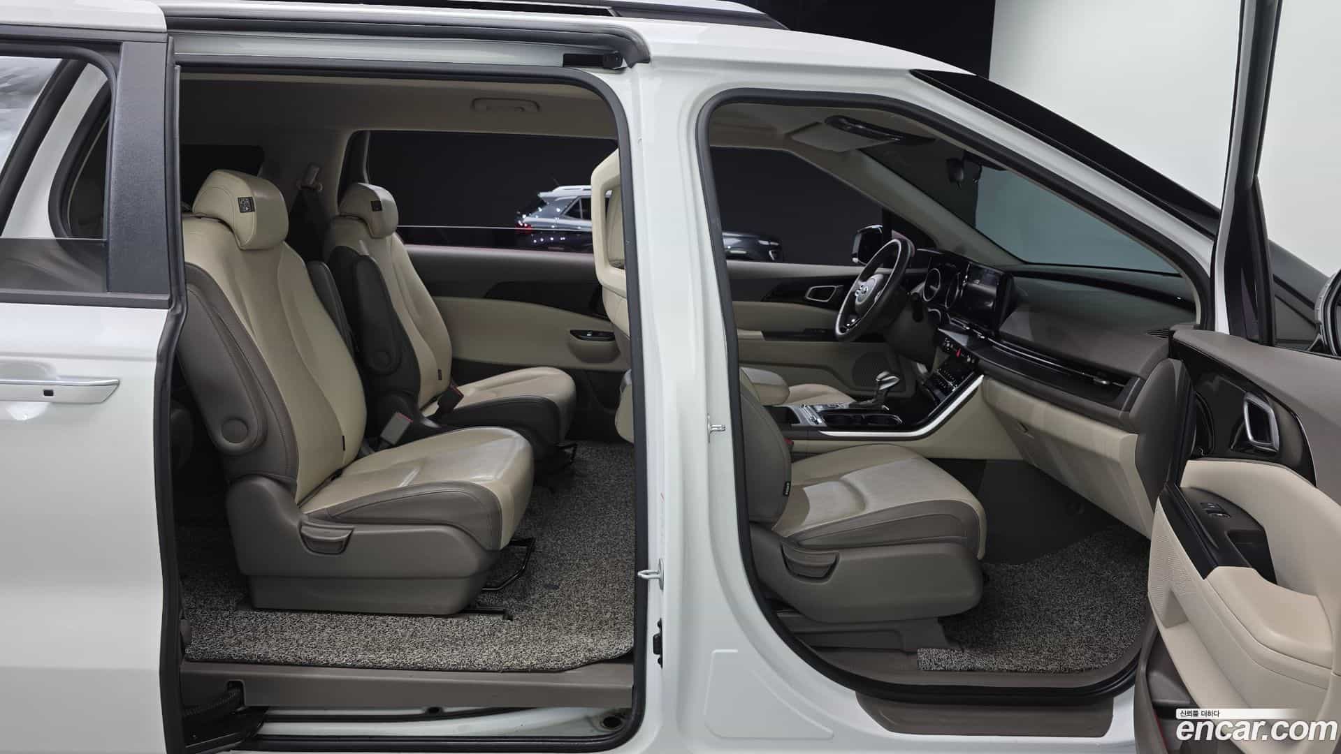 Canival Kia 2021.5-INNER-036