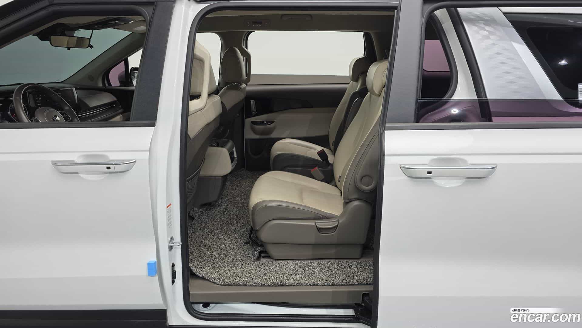 Canival Kia 2021.5-OPTION-042