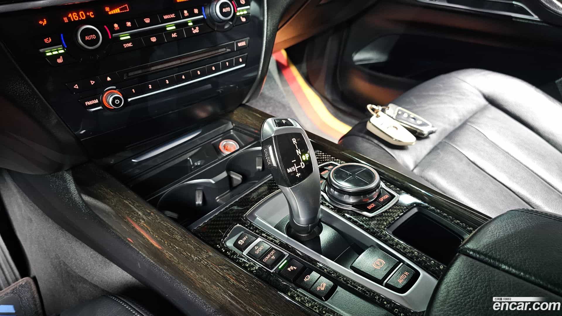 X5 BMW 2013.10-INNER-009