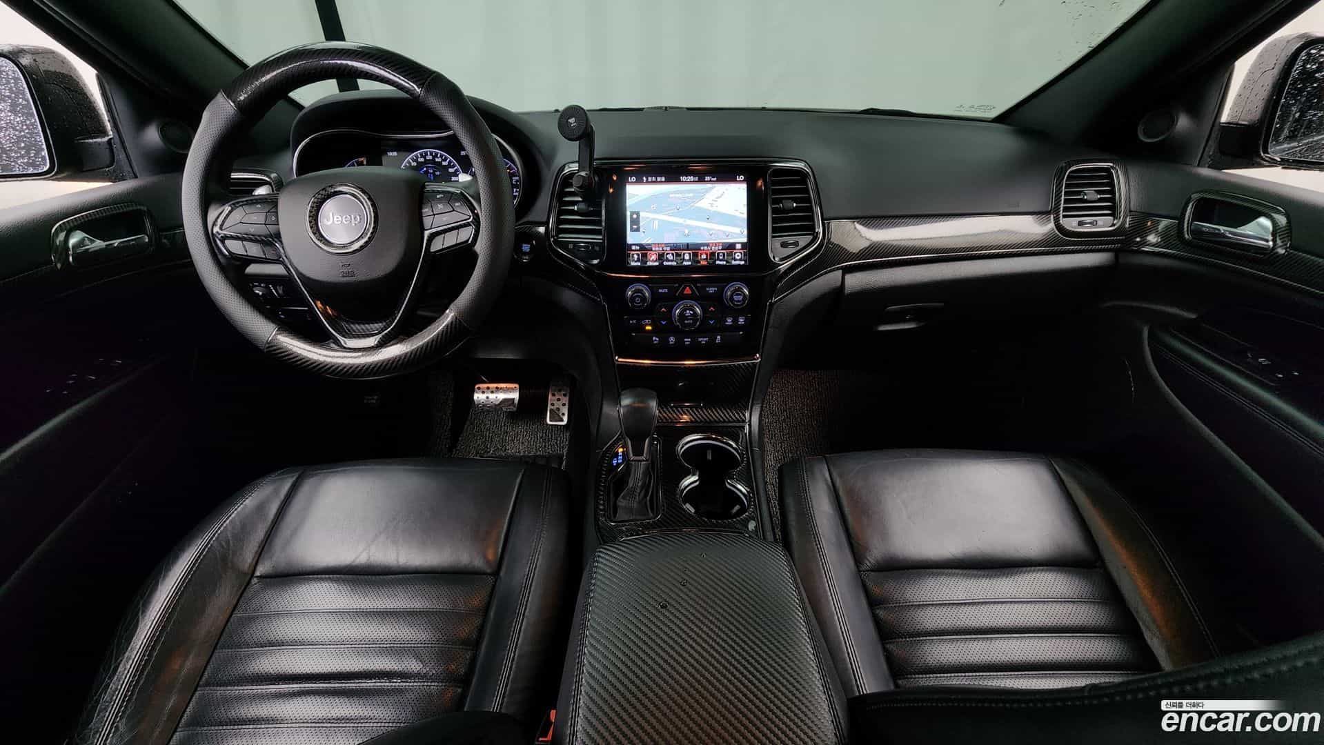Cherokee Jeep 2020.5-INNER-007