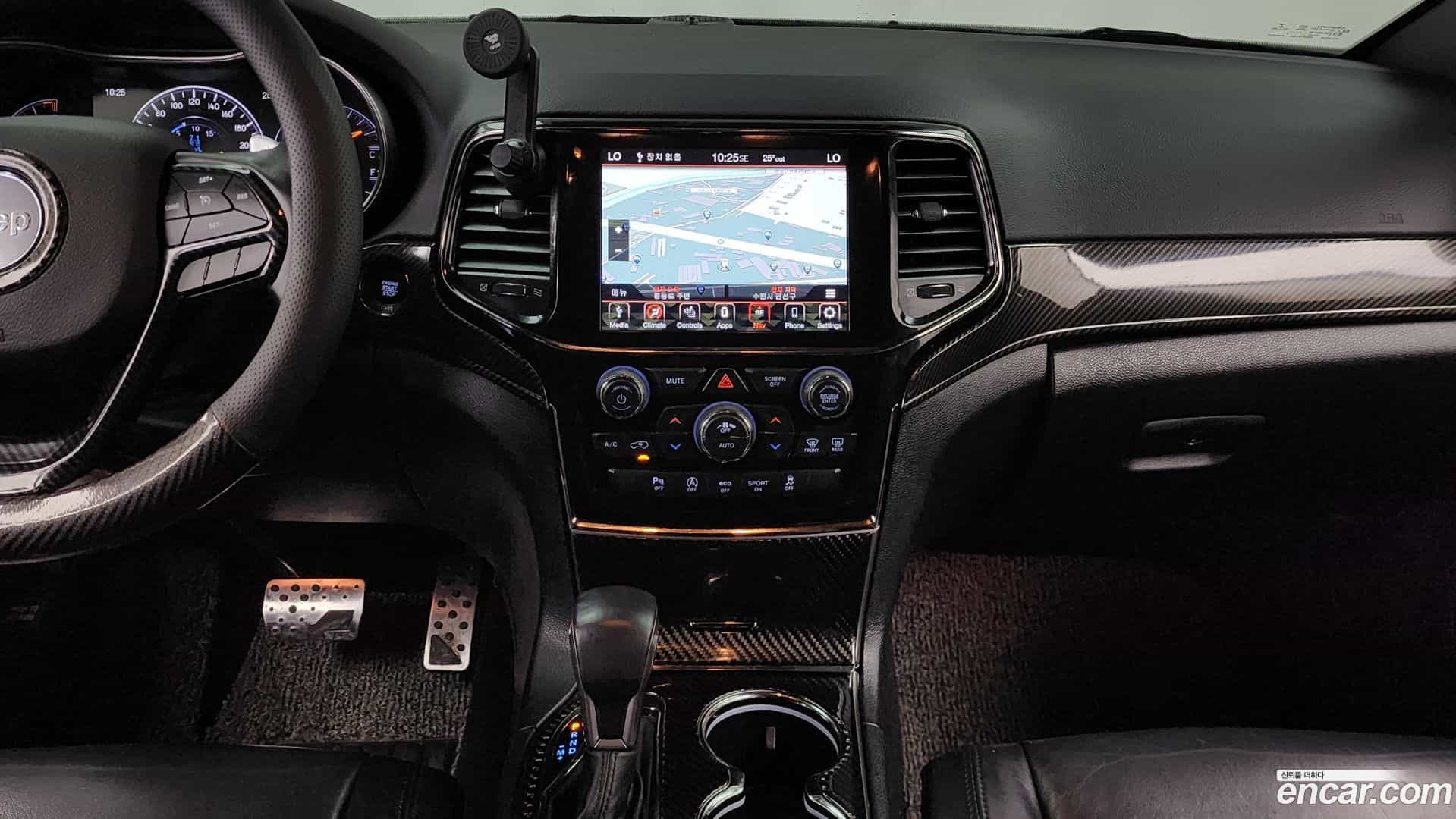 Cherokee Jeep 2020.5-OPTION-018