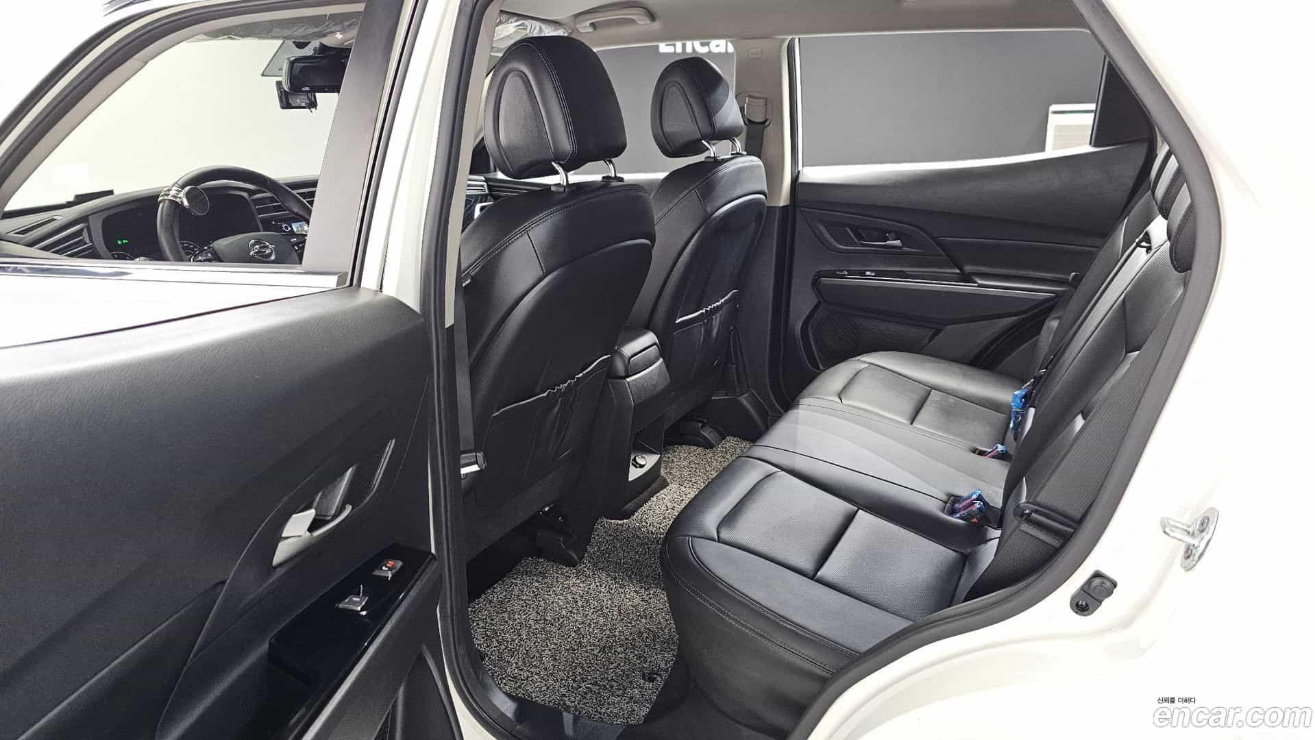 KORANDO KG Mobility 2020.6-OPTION-015