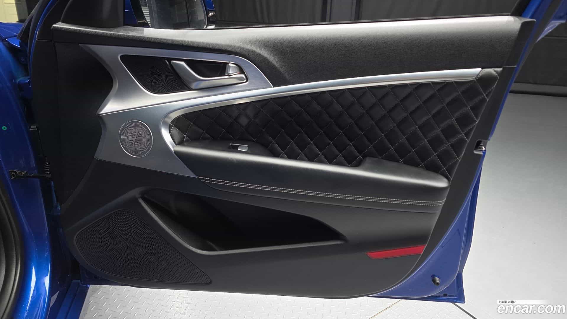 G70 Genesis 2017.8-INNER-034