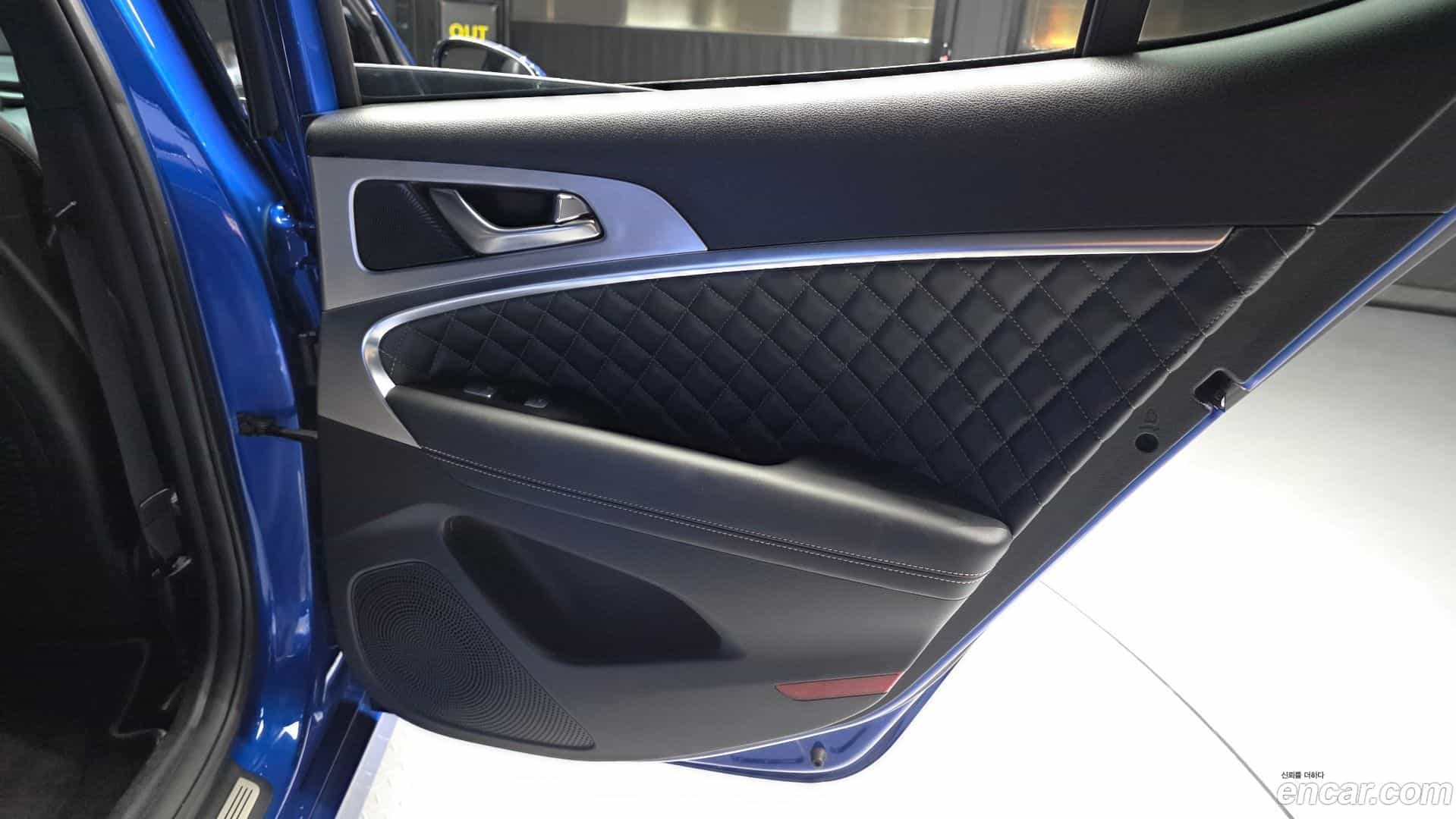 G70 Genesis 2017.8-INNER-035