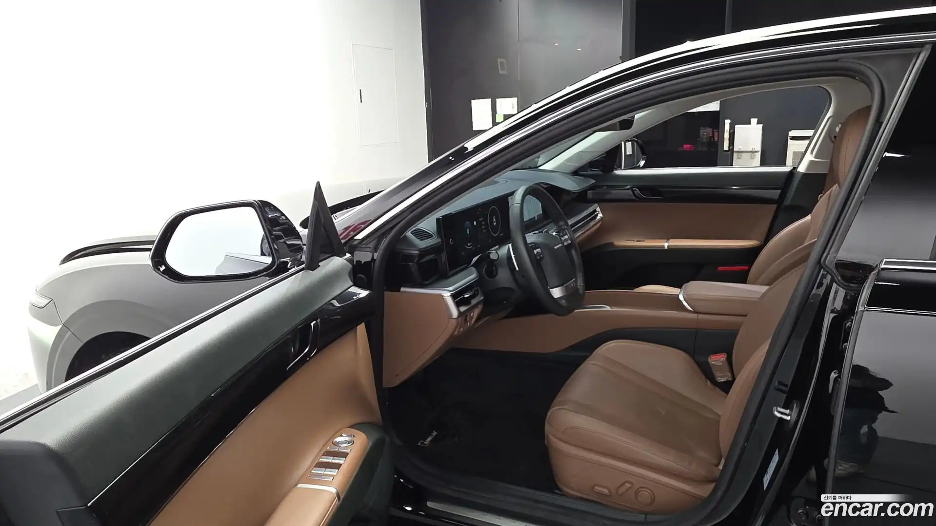 Grandeur Hyundai 2023.0-INNER-010