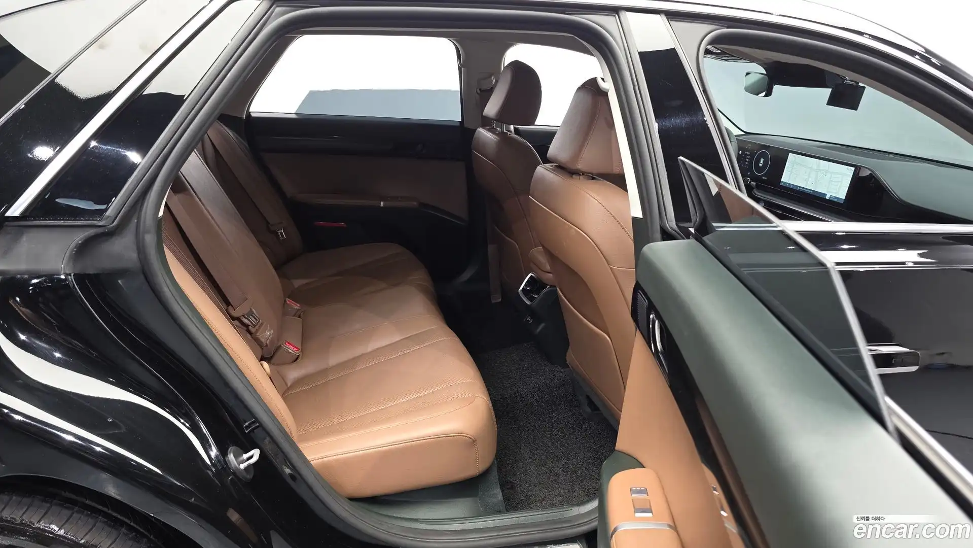 Grandeur Hyundai 2023.0-OPTION-015