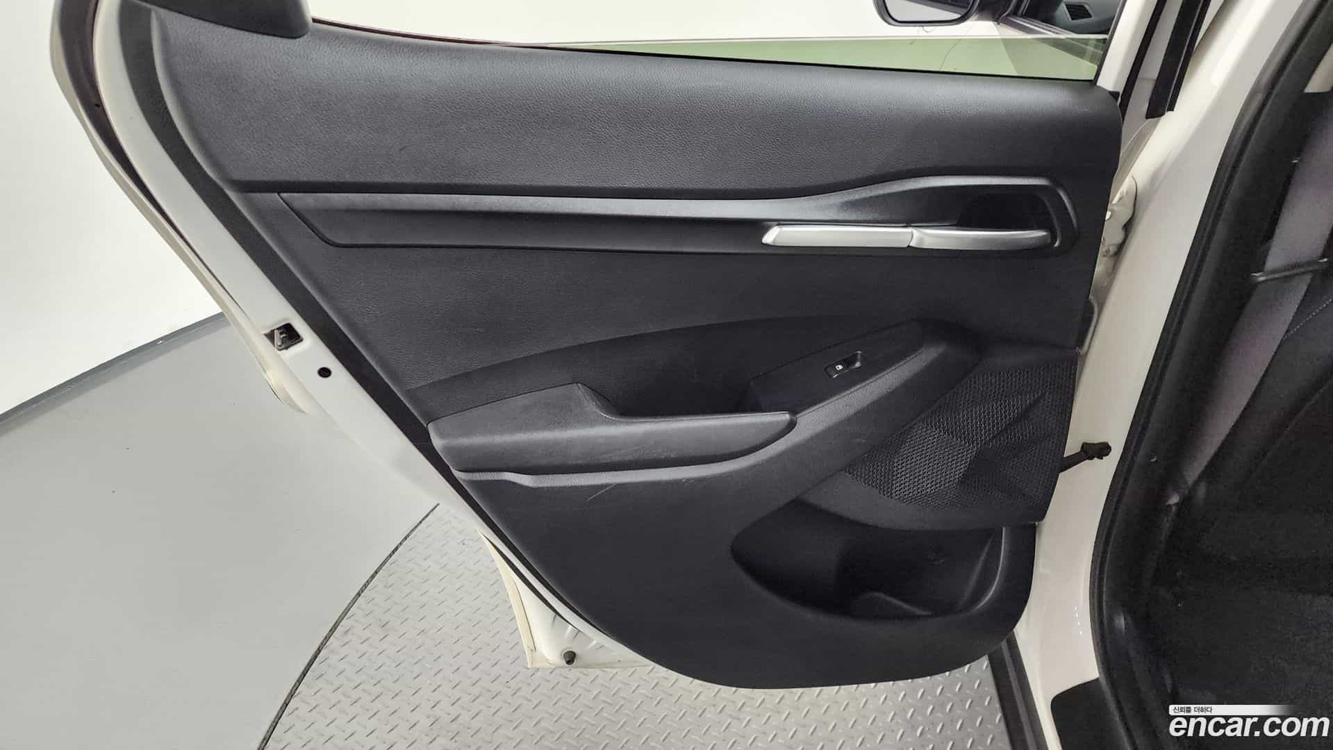 Seltos Kia 2022.3-INNER-035