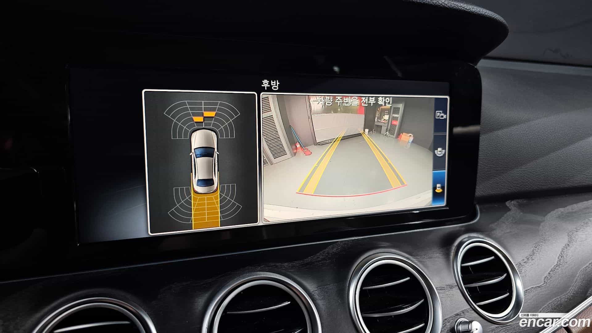 E-Class Mercedes-Benz 2019.9-OPTION-018