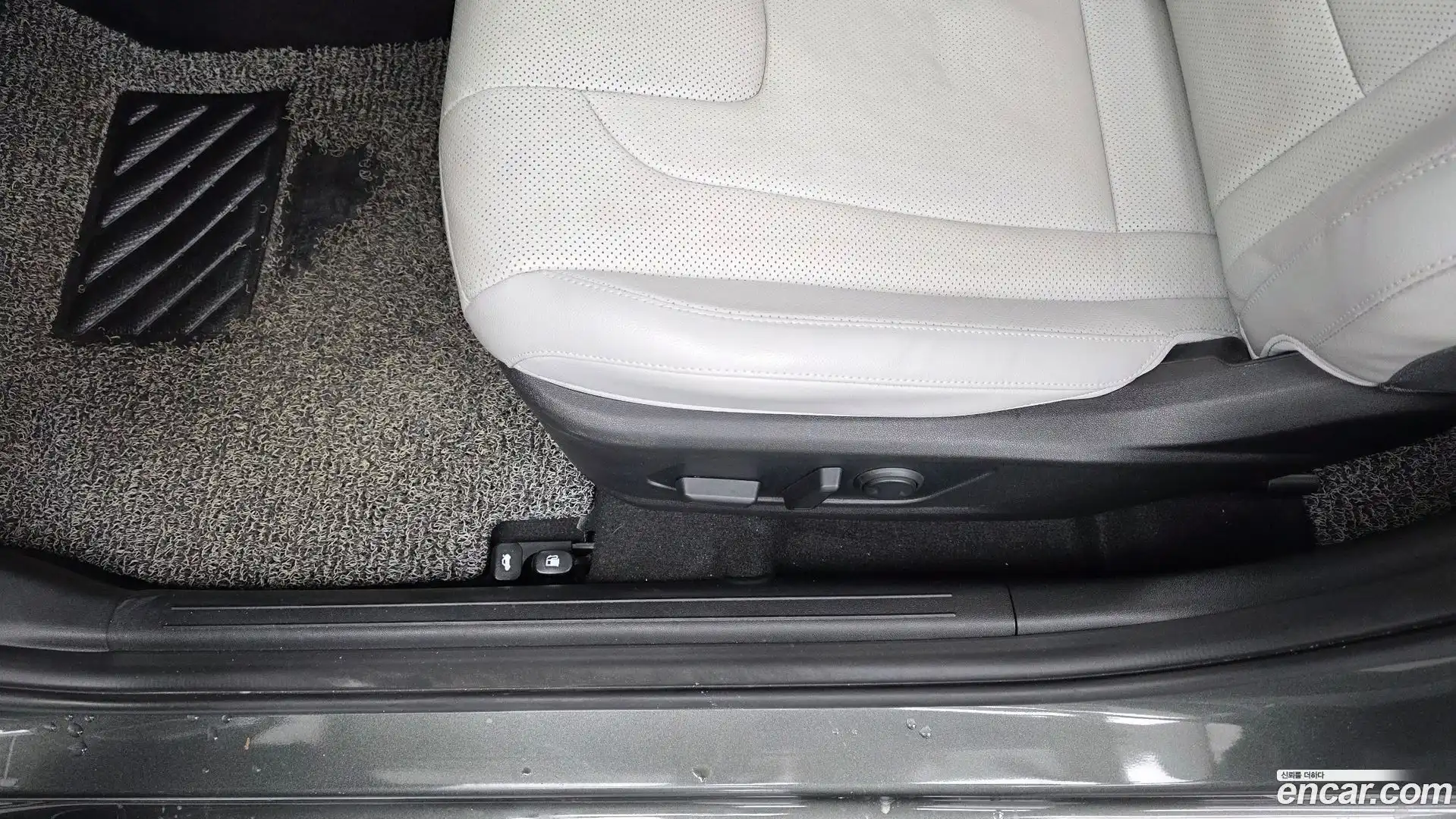 AVANTE Hyundai 2021.2-OPTION-044
