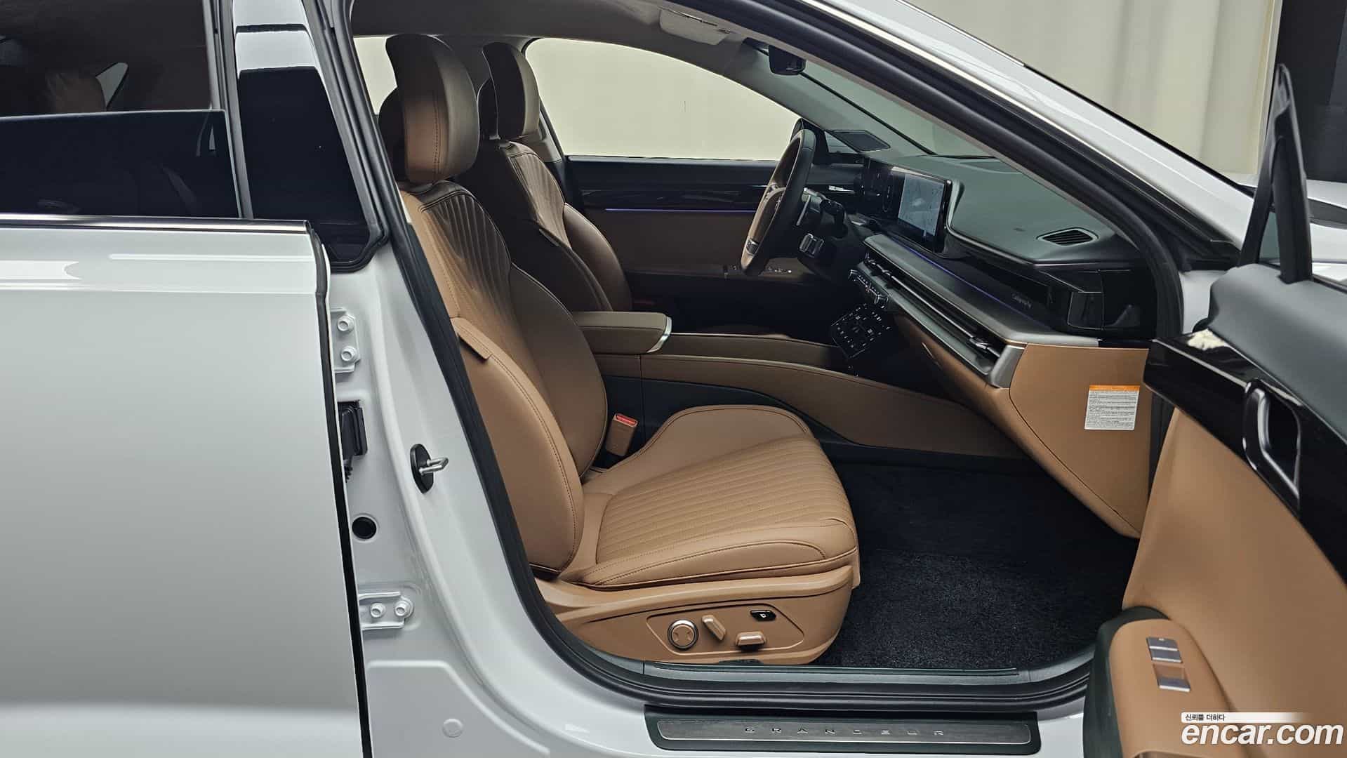 Grandeur Hyundai 2025.5-INNER-036