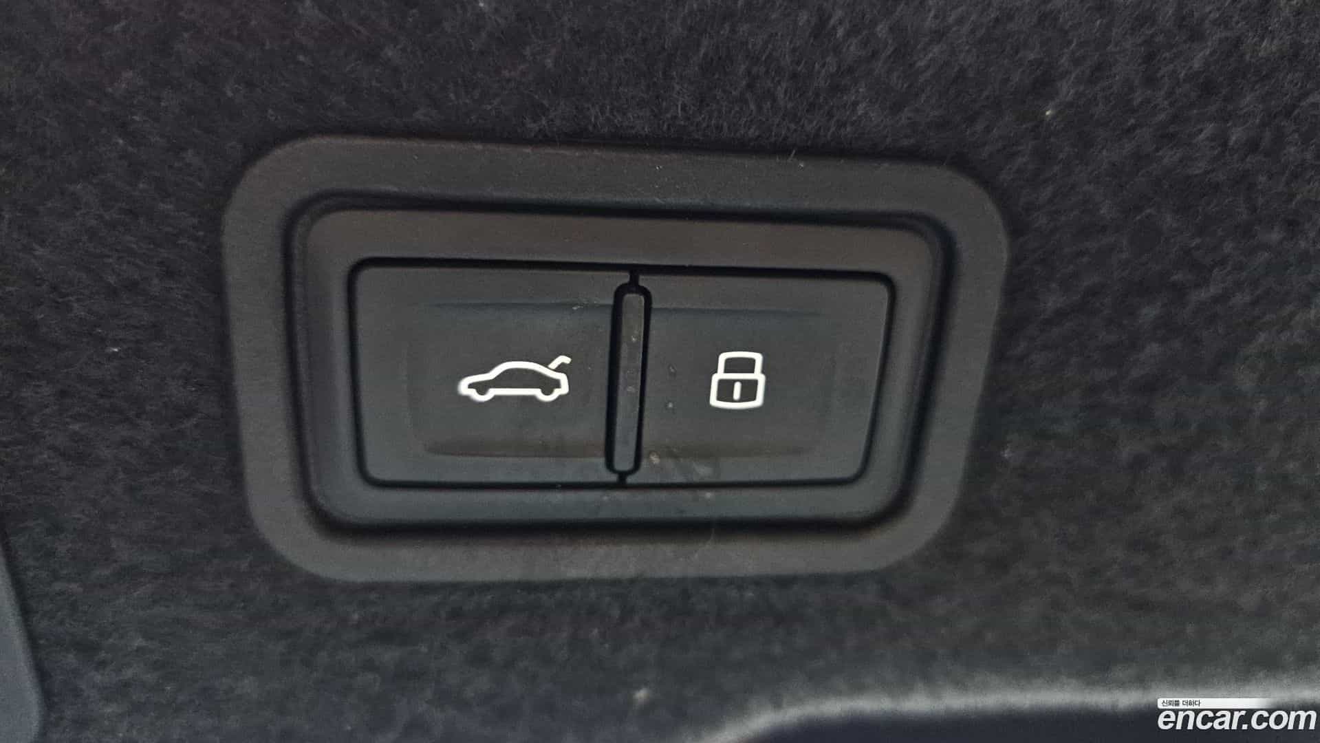 A8 Audi 2021.8-OPTION-050