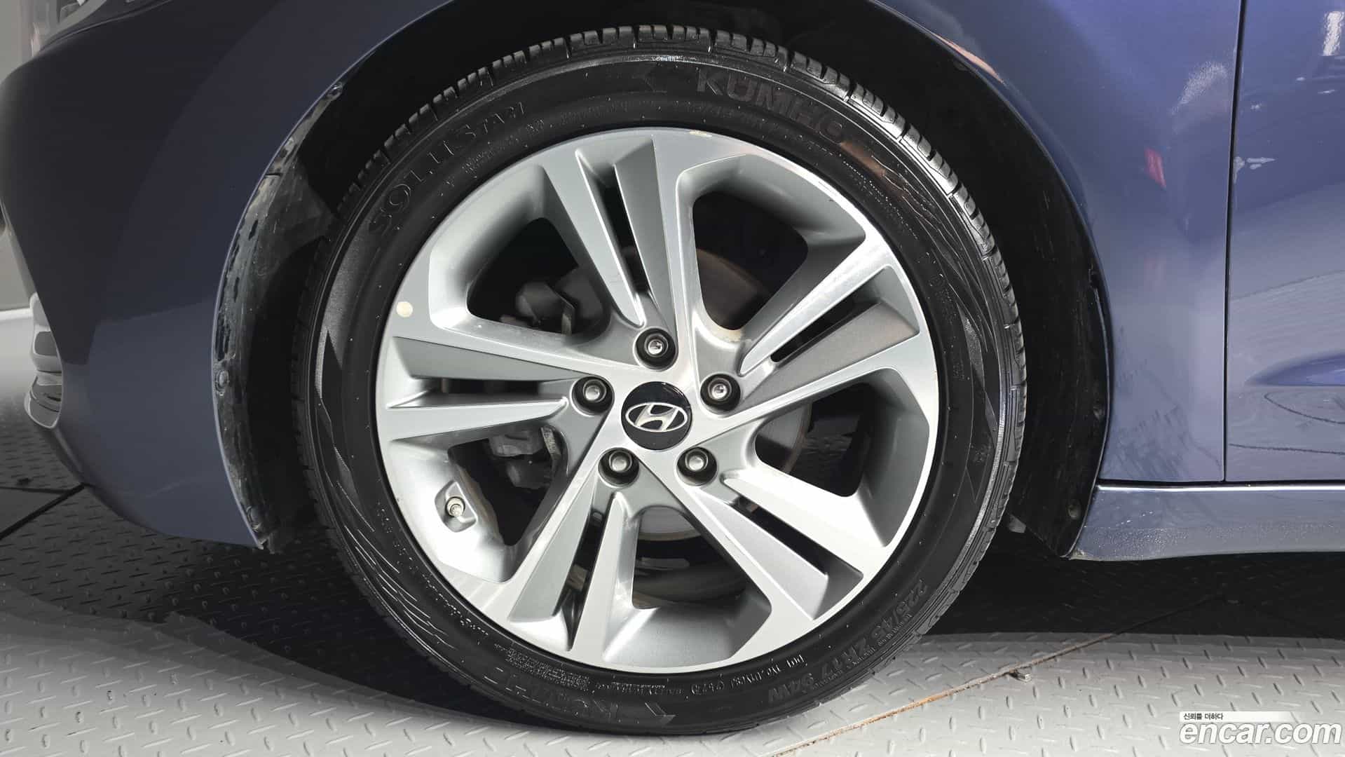 AVANTE Hyundai 2017.10-OUTER-005
