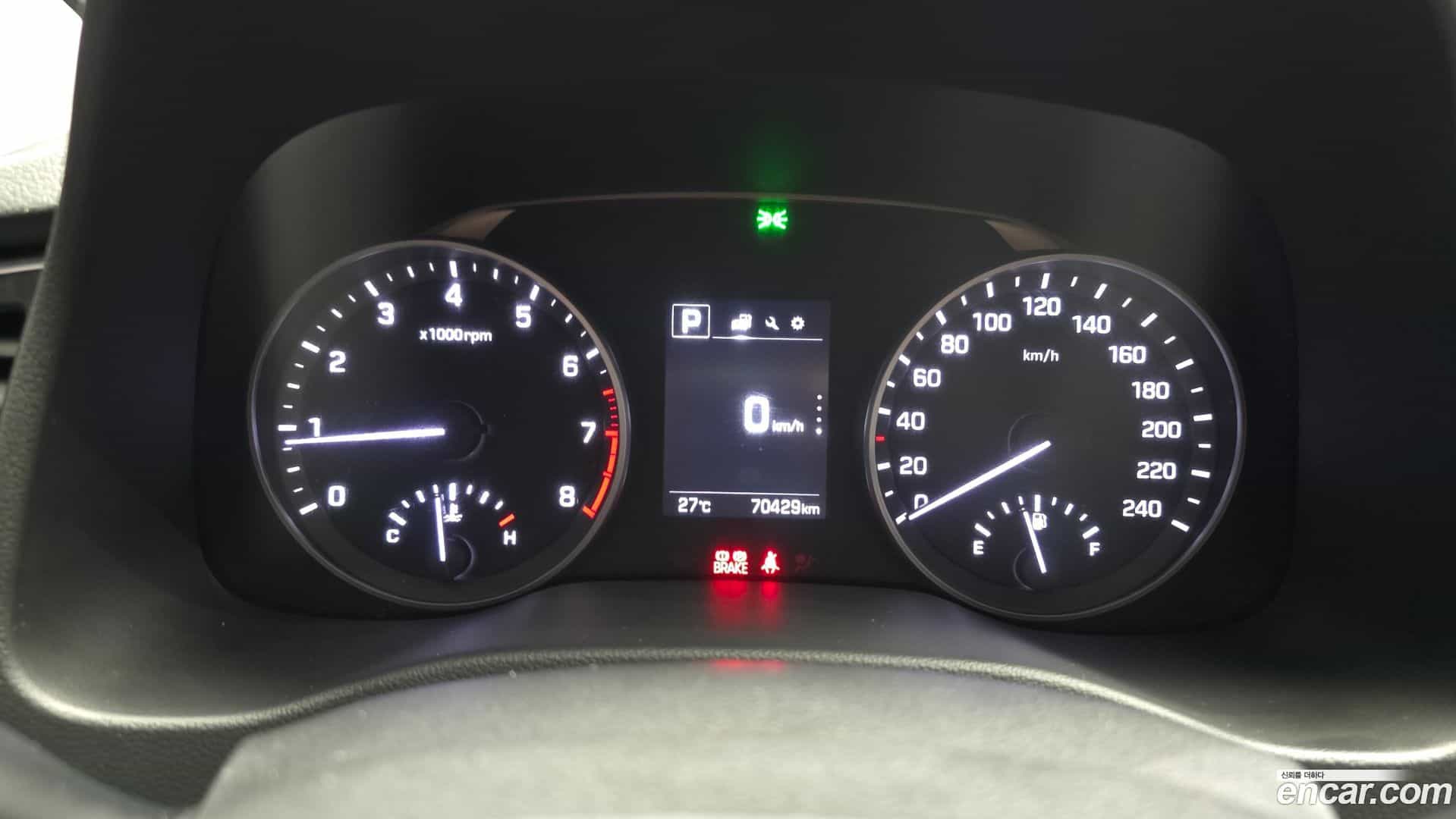 AVANTE Hyundai 2017.10-INNER-008