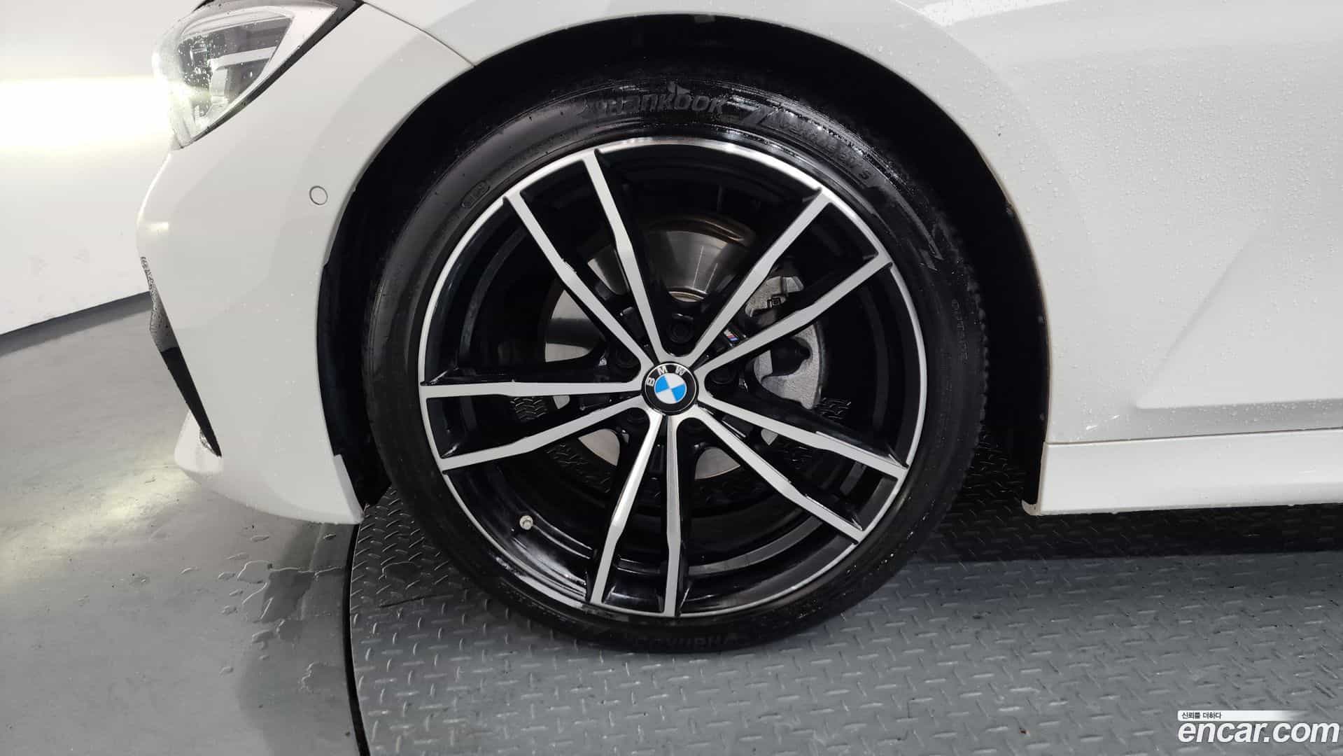 3-Series BMW 2022.9-OUTER-005