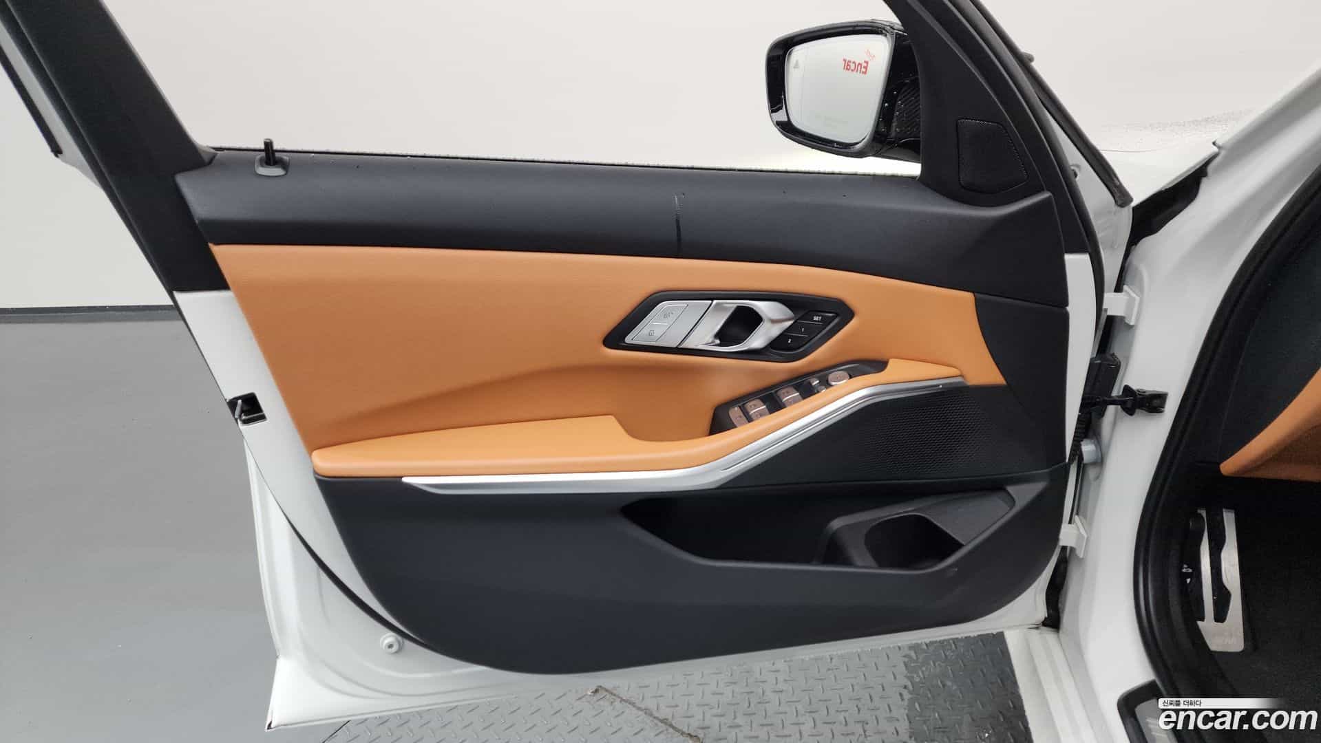 3-Series BMW 2022.9-INNER-034
