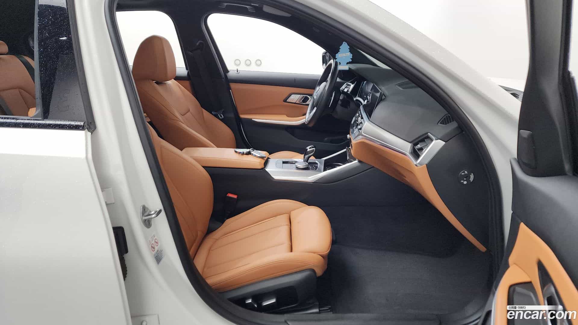 3-Series BMW 2022.9-INNER-036